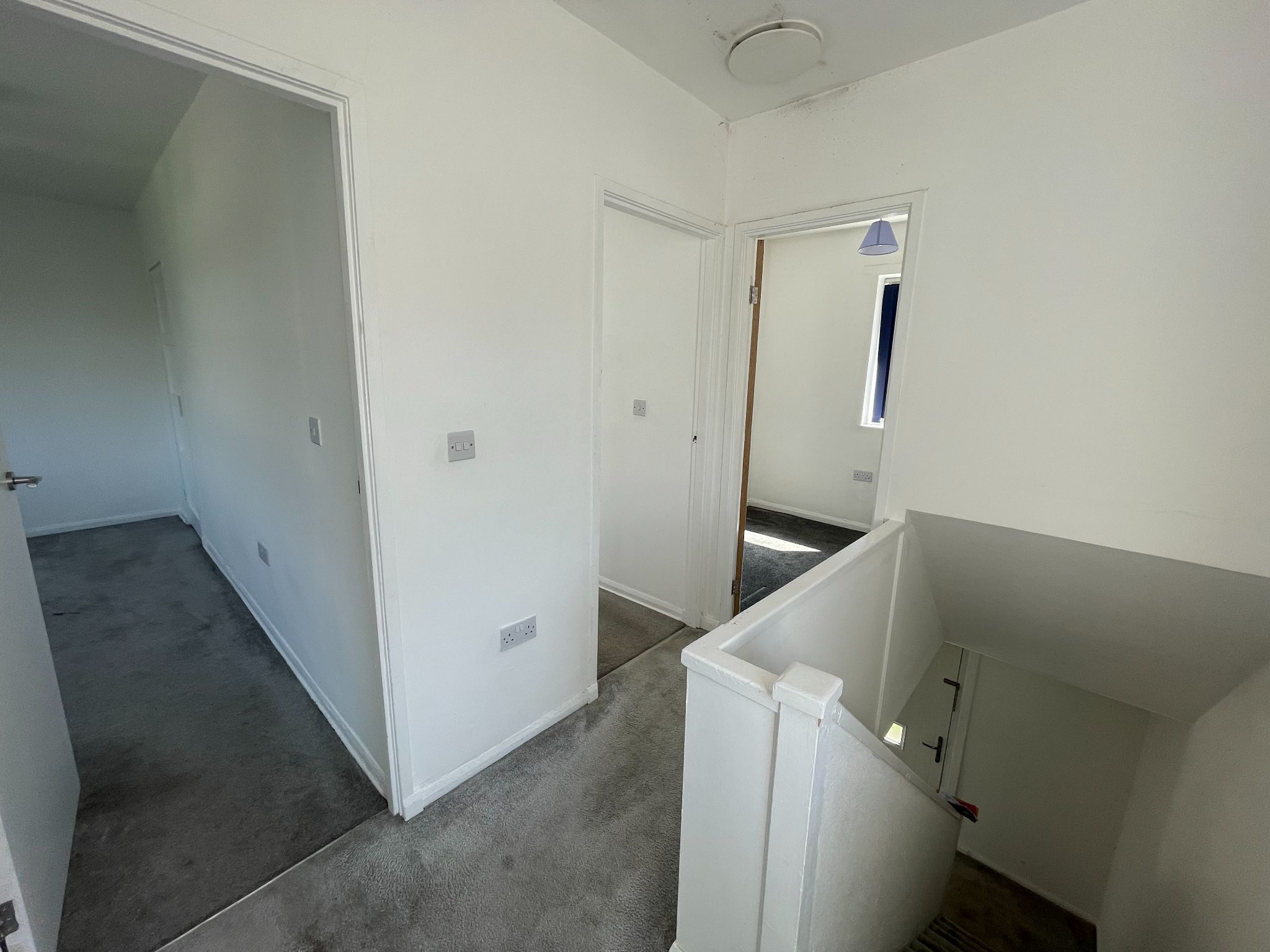 3 bedroom end terraced house For Sale in Manchester - Photograph 8.