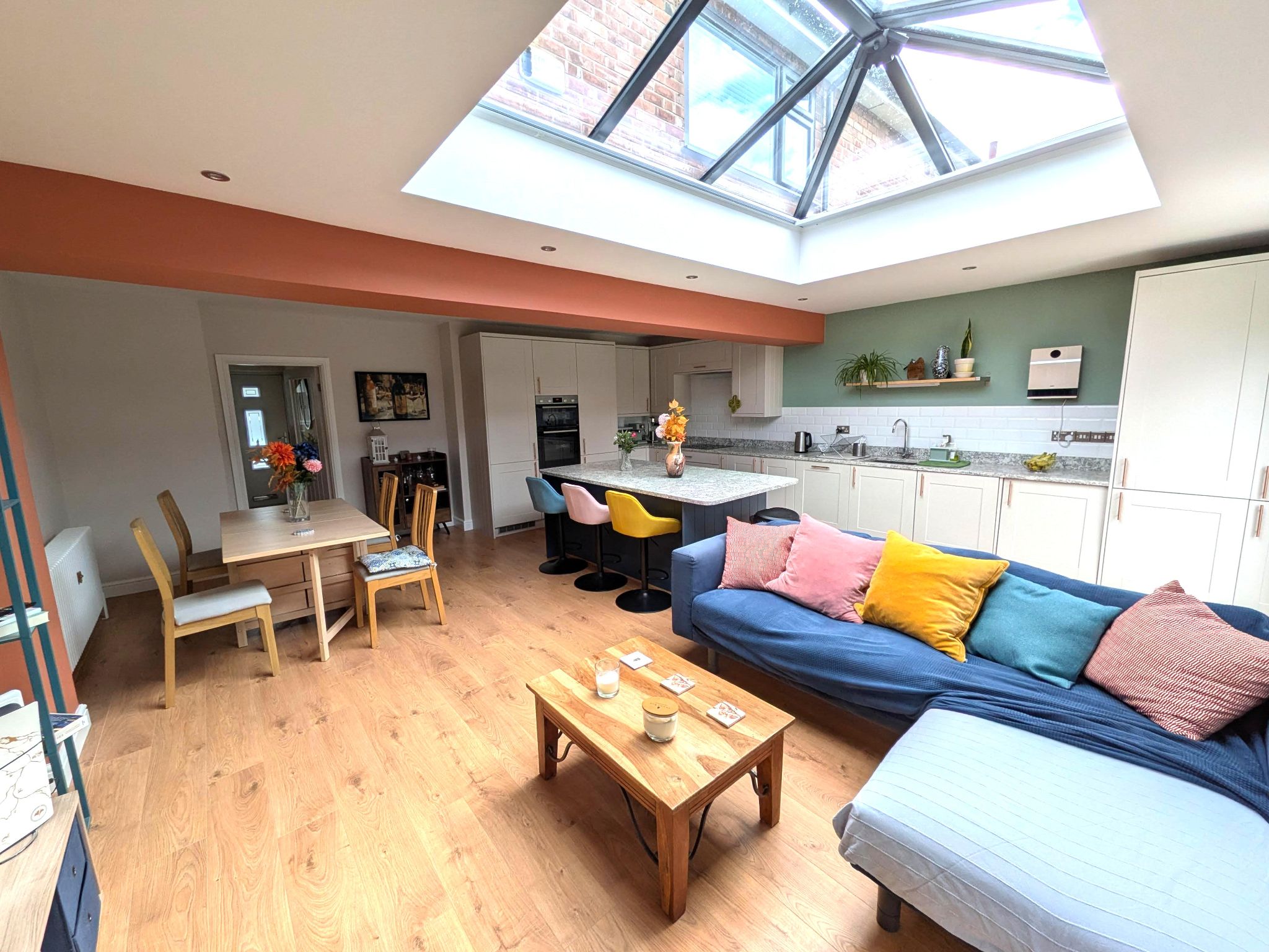 3 bedroom mid terraced house For Sale in Manchester - Photograph 11.