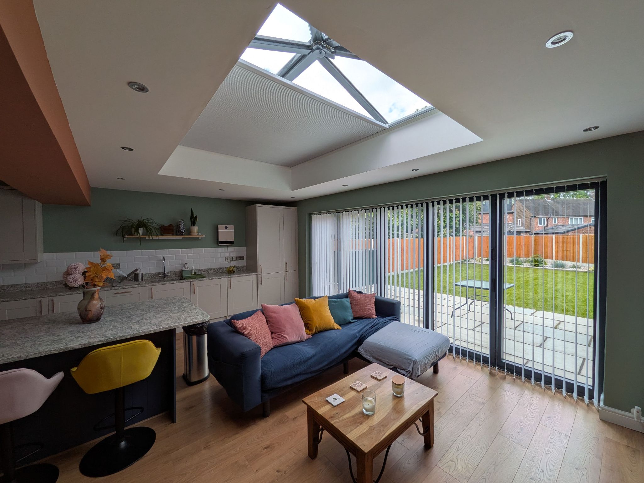 3 bedroom mid terraced house For Sale in Manchester - Photograph 23.