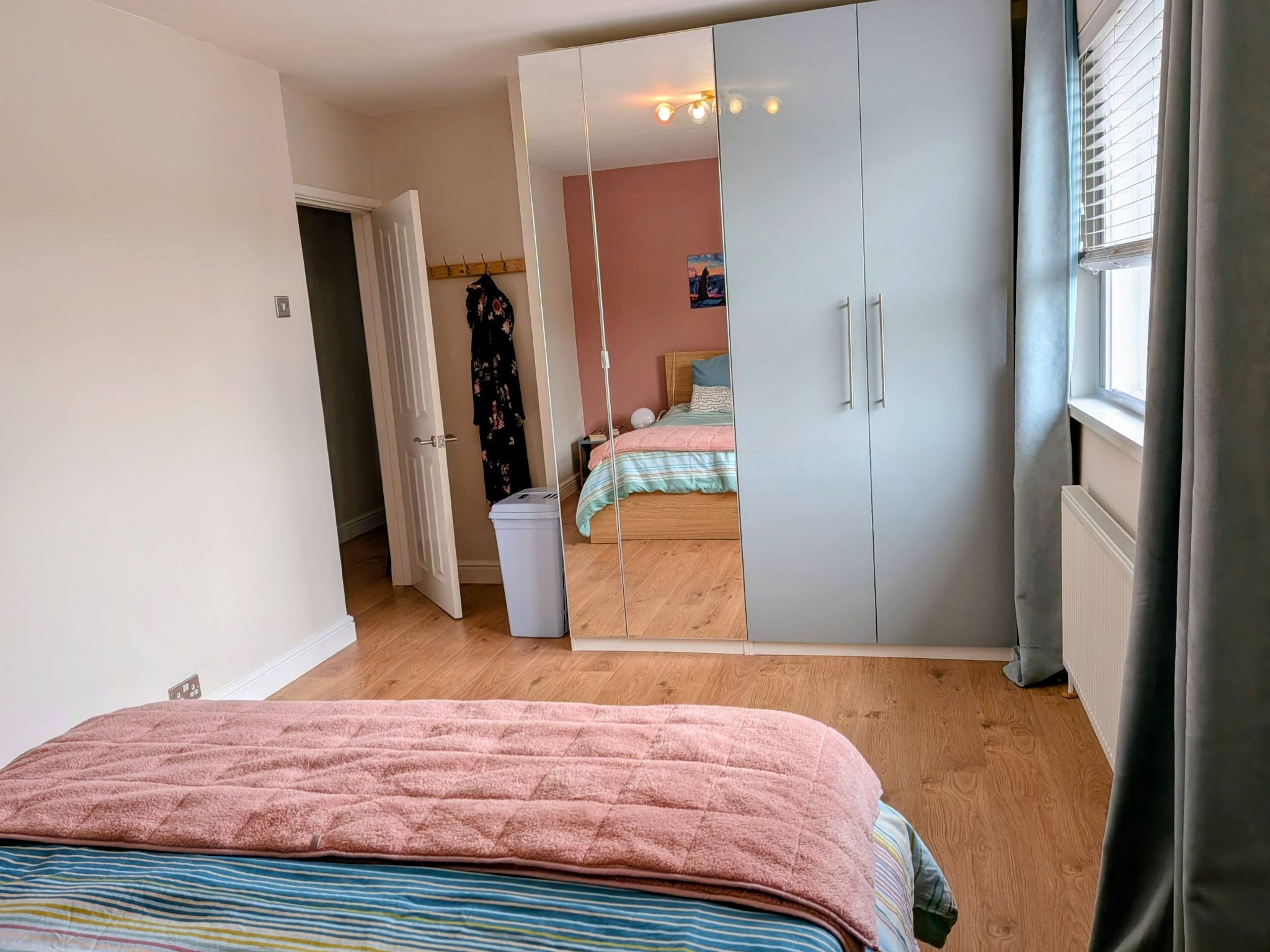 3 bedroom mid terraced house For Sale in Manchester - Photograph 8.