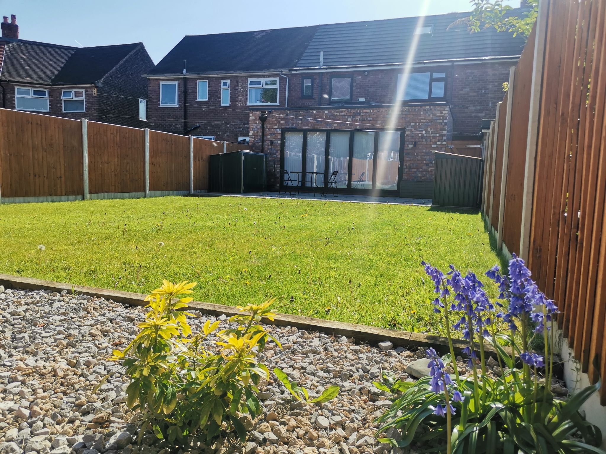 3 bedroom mid terraced house For Sale in Manchester - Photograph 4.