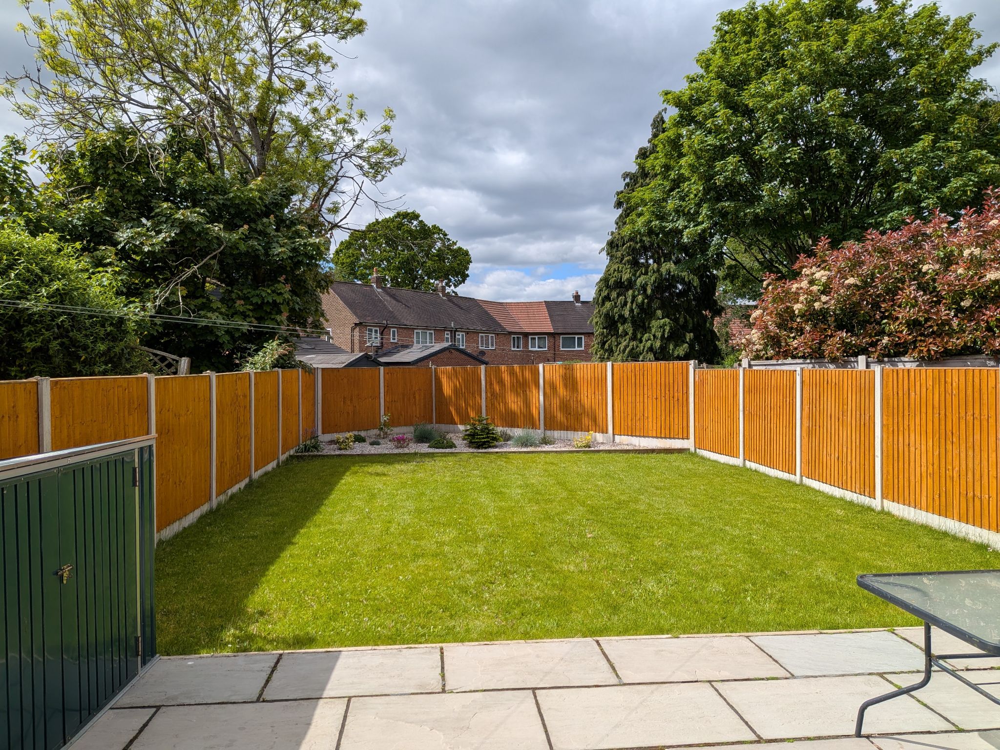 3 bedroom mid terraced house For Sale in Manchester - Photograph 29.
