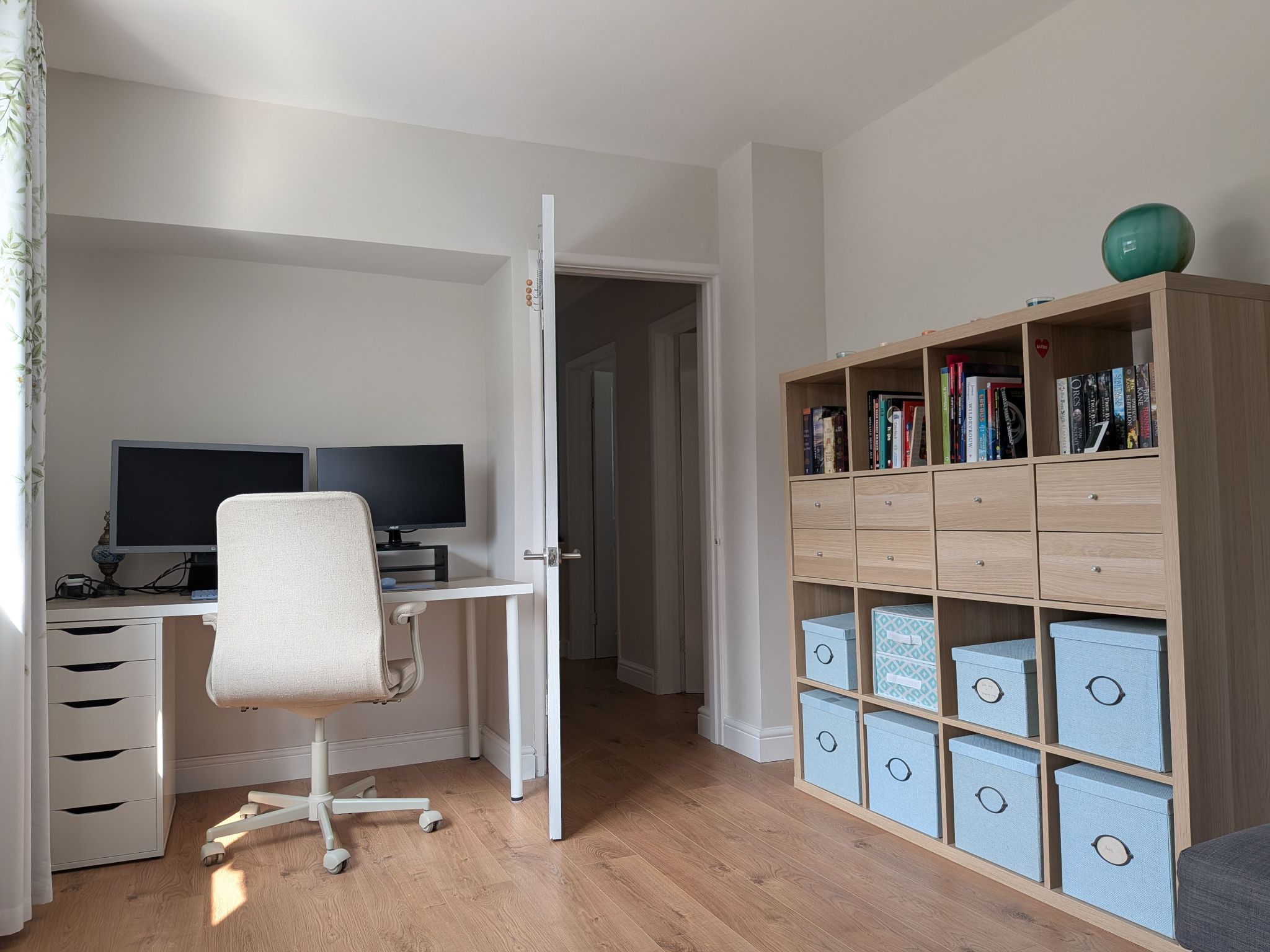 3 bedroom mid terraced house For Sale in Manchester - Photograph 11.