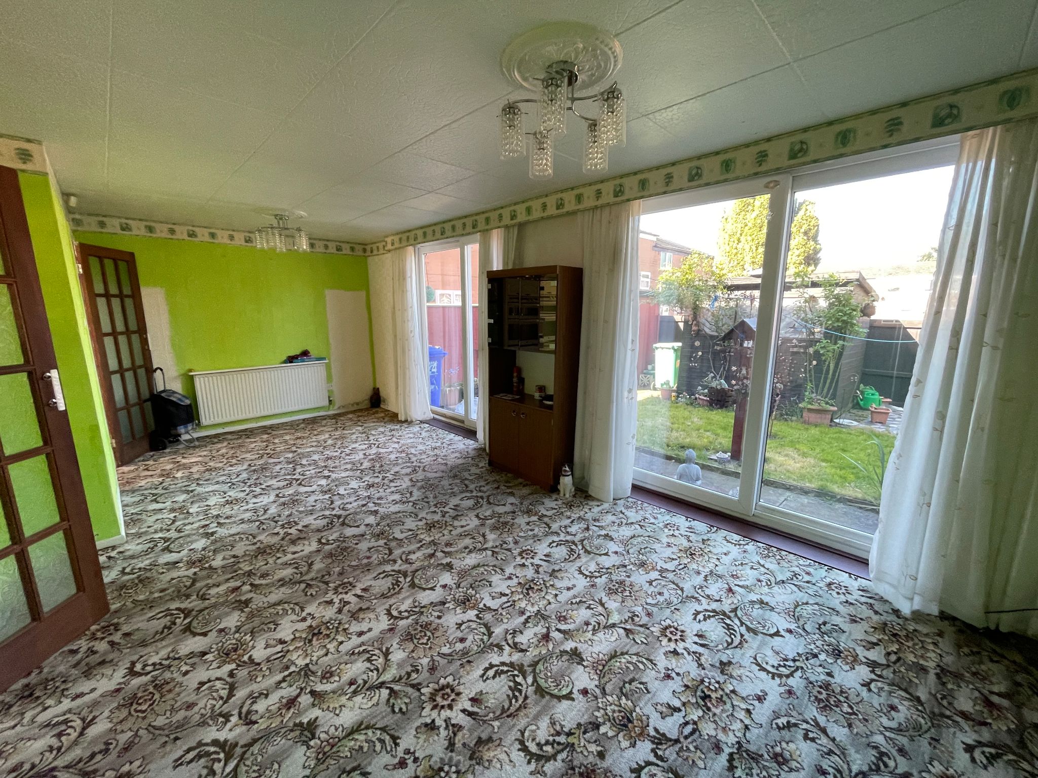 3 bedroom end terraced house For Sale in Manchester - Property photograph.