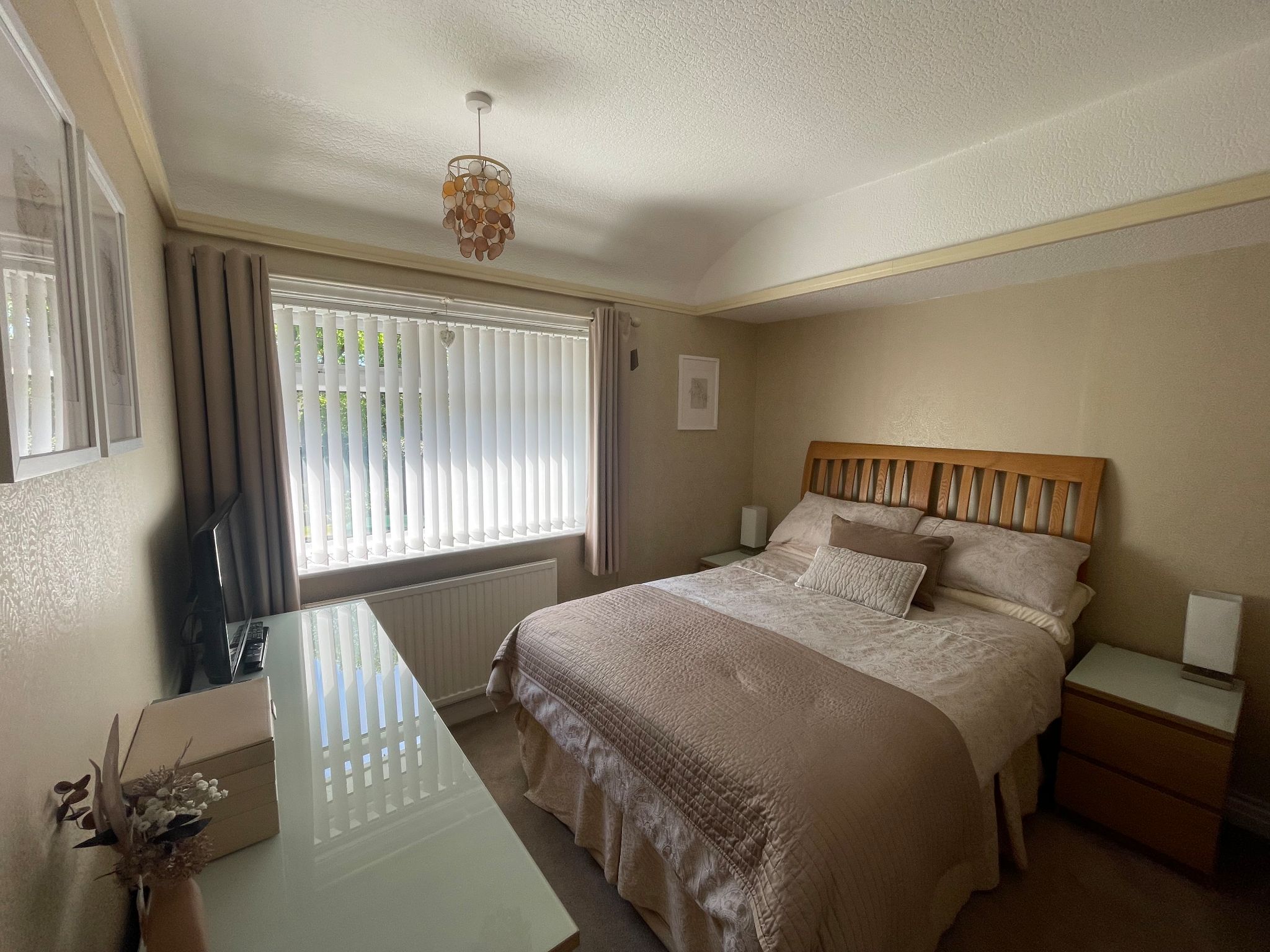 3 bedroom end terraced house For Sale in Manchester - Photograph 14.