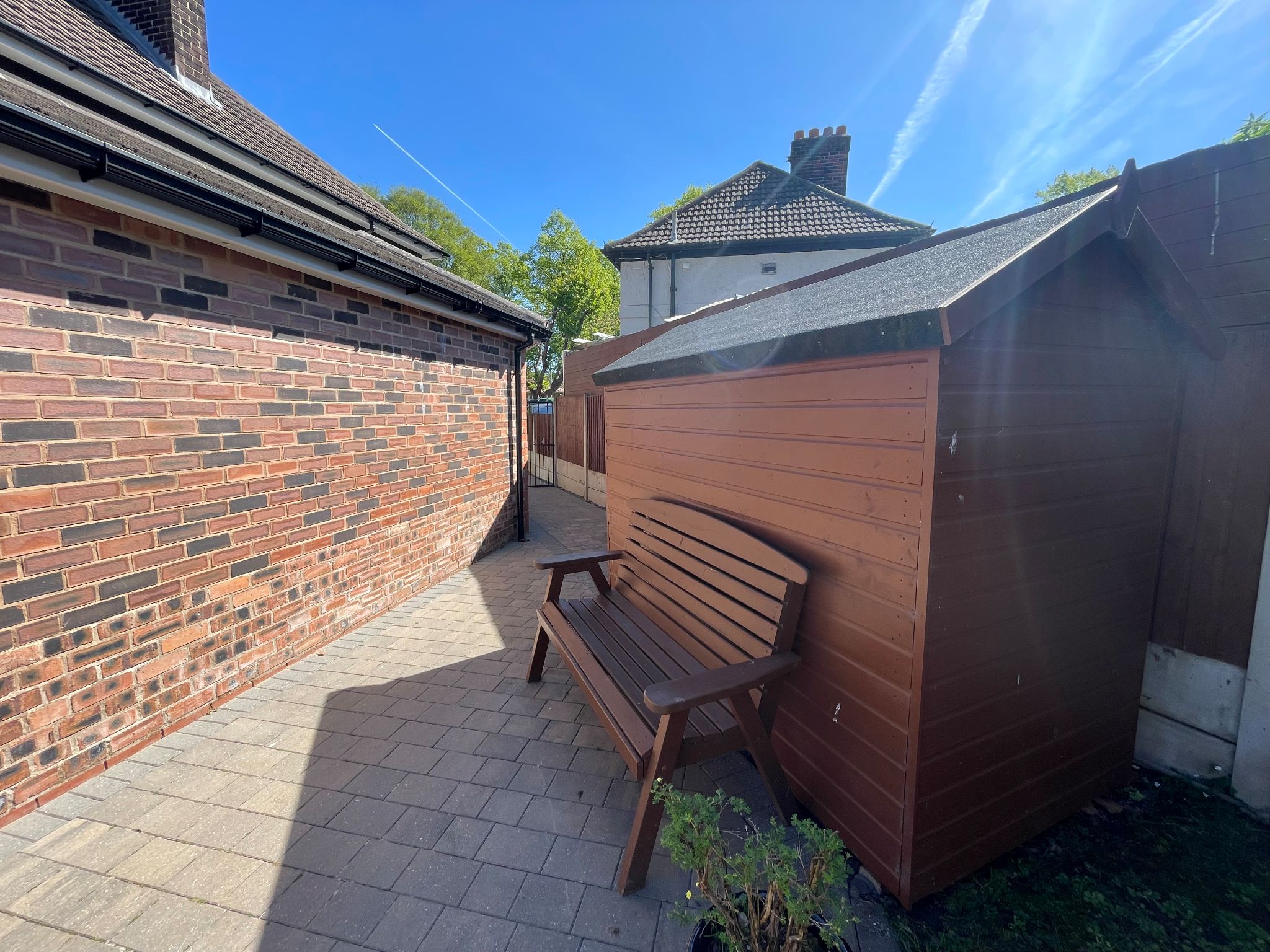 3 bedroom end terraced house For Sale in Manchester - Photograph 29.