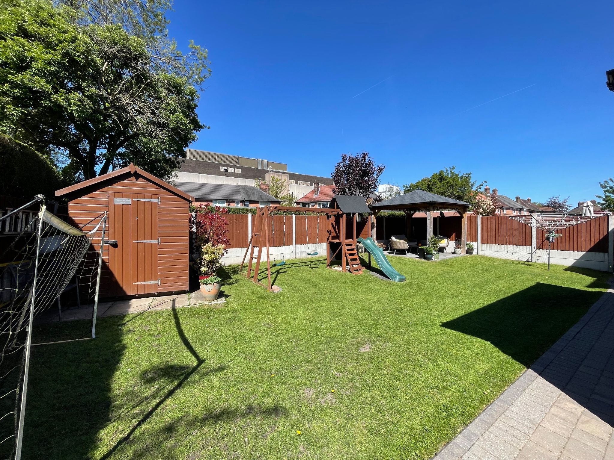 3 bedroom end terraced house For Sale in Manchester - Photograph 30.