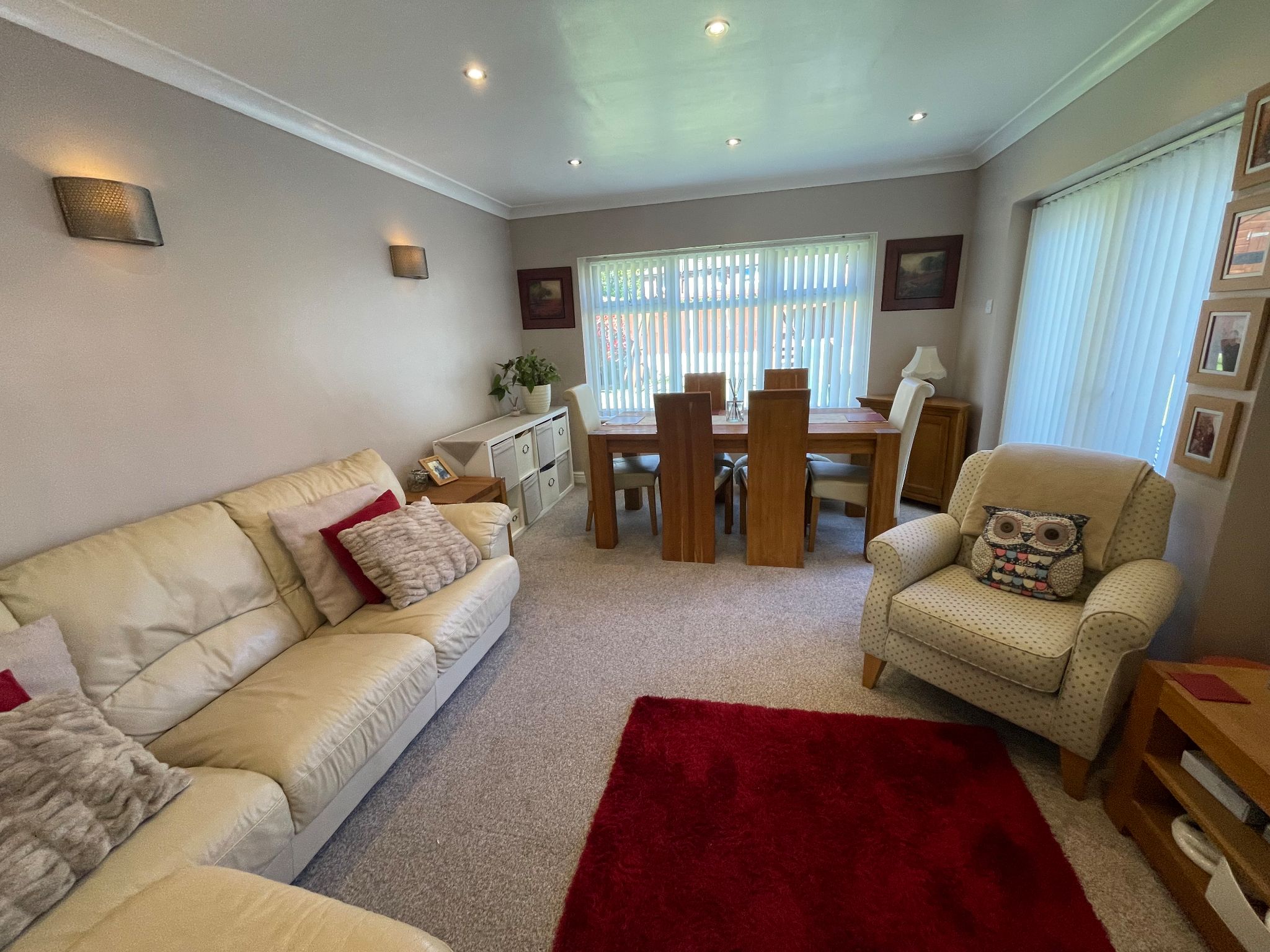 3 bedroom end terraced house For Sale in Manchester - Photograph 6.