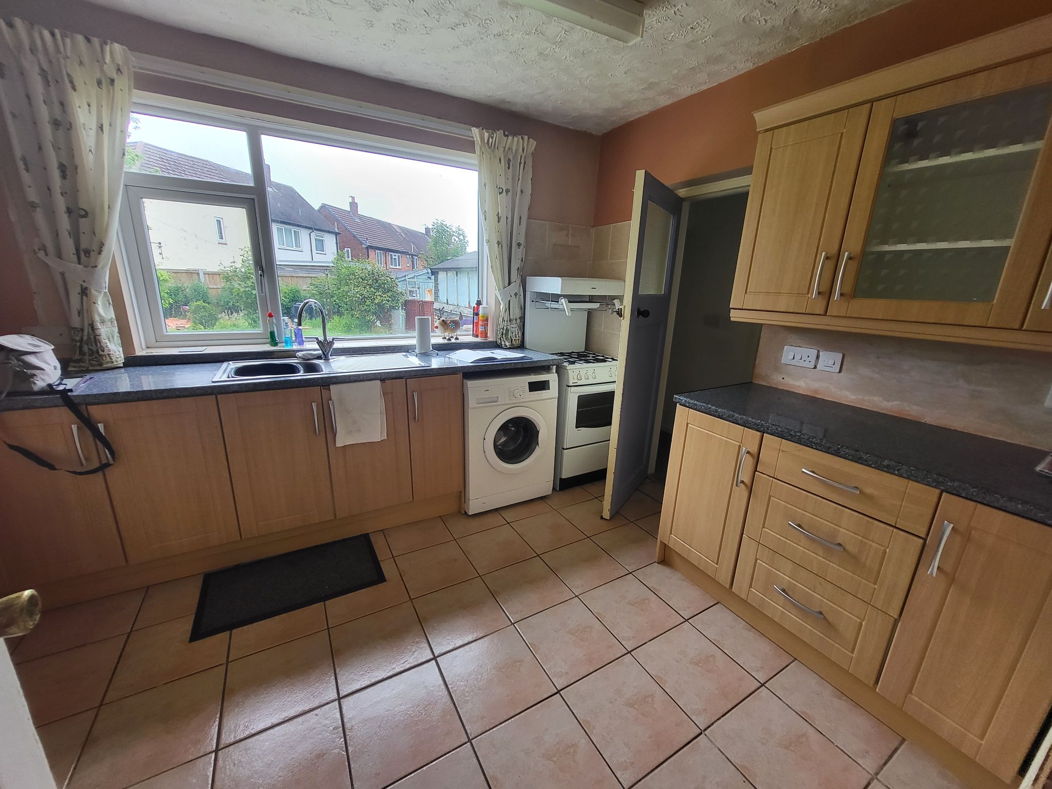 4 bedroom end terraced house For Sale in Manchester - Photograph 10.
