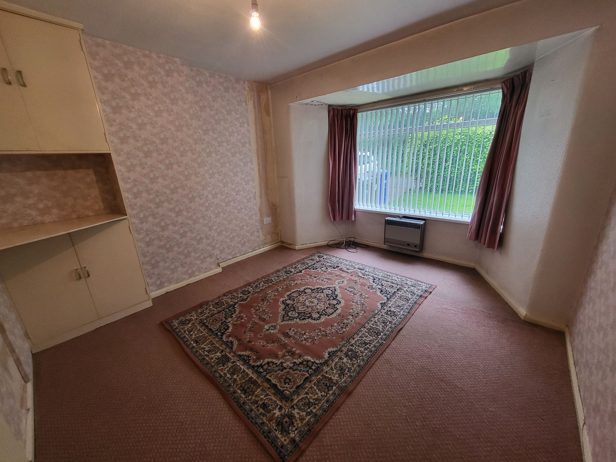4 bedroom end terraced house For Sale in Manchester - Photograph 8.