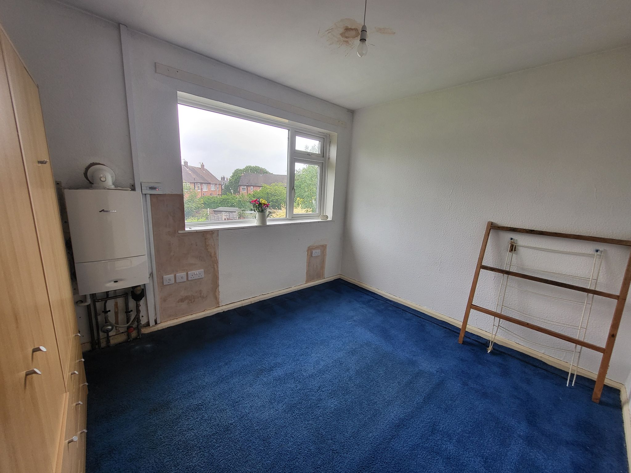 4 bedroom end terraced house For Sale in Manchester - Photograph 16.