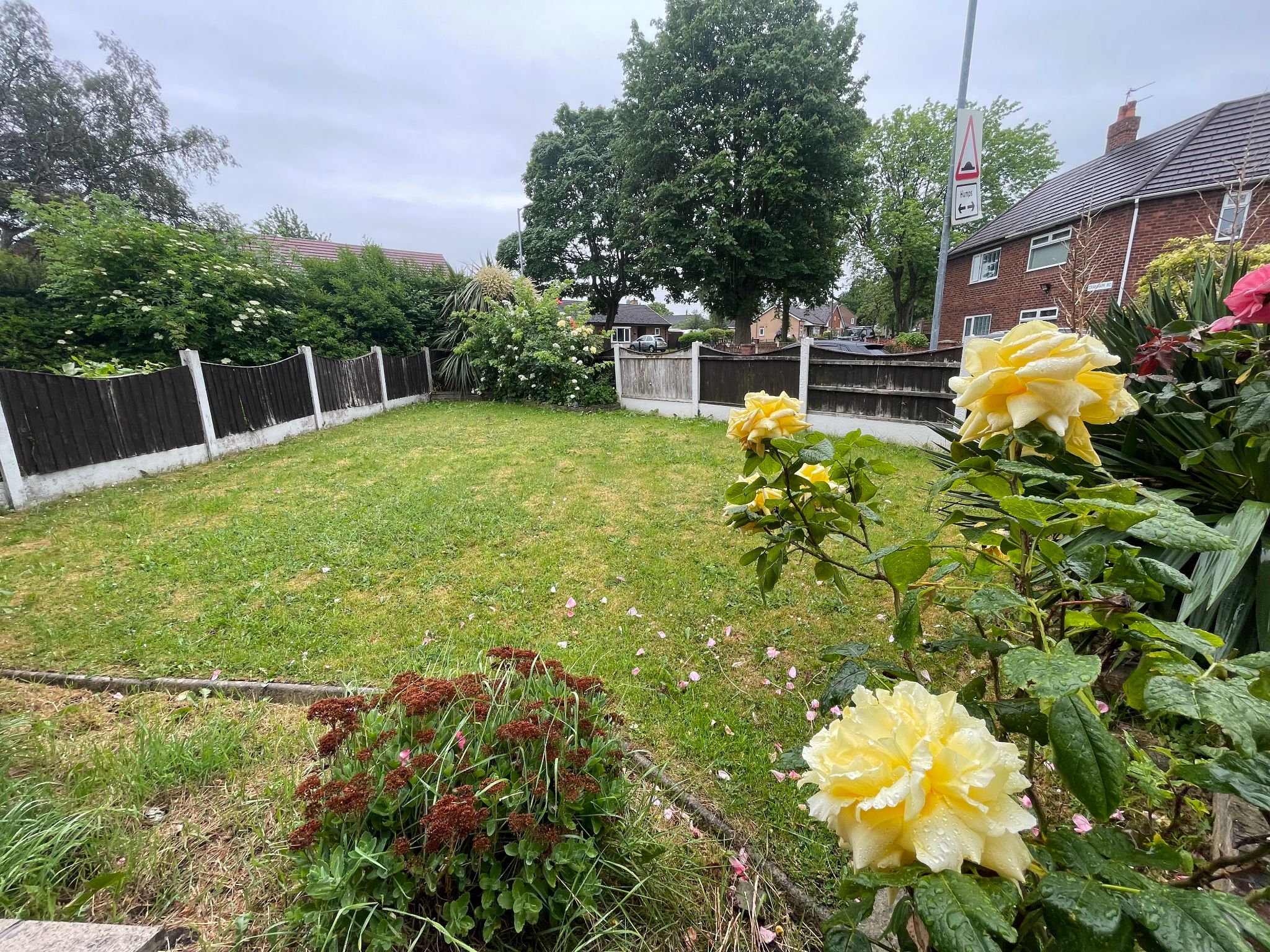 3 bedroom mid terraced house For Sale in Manchester - Photograph 19.