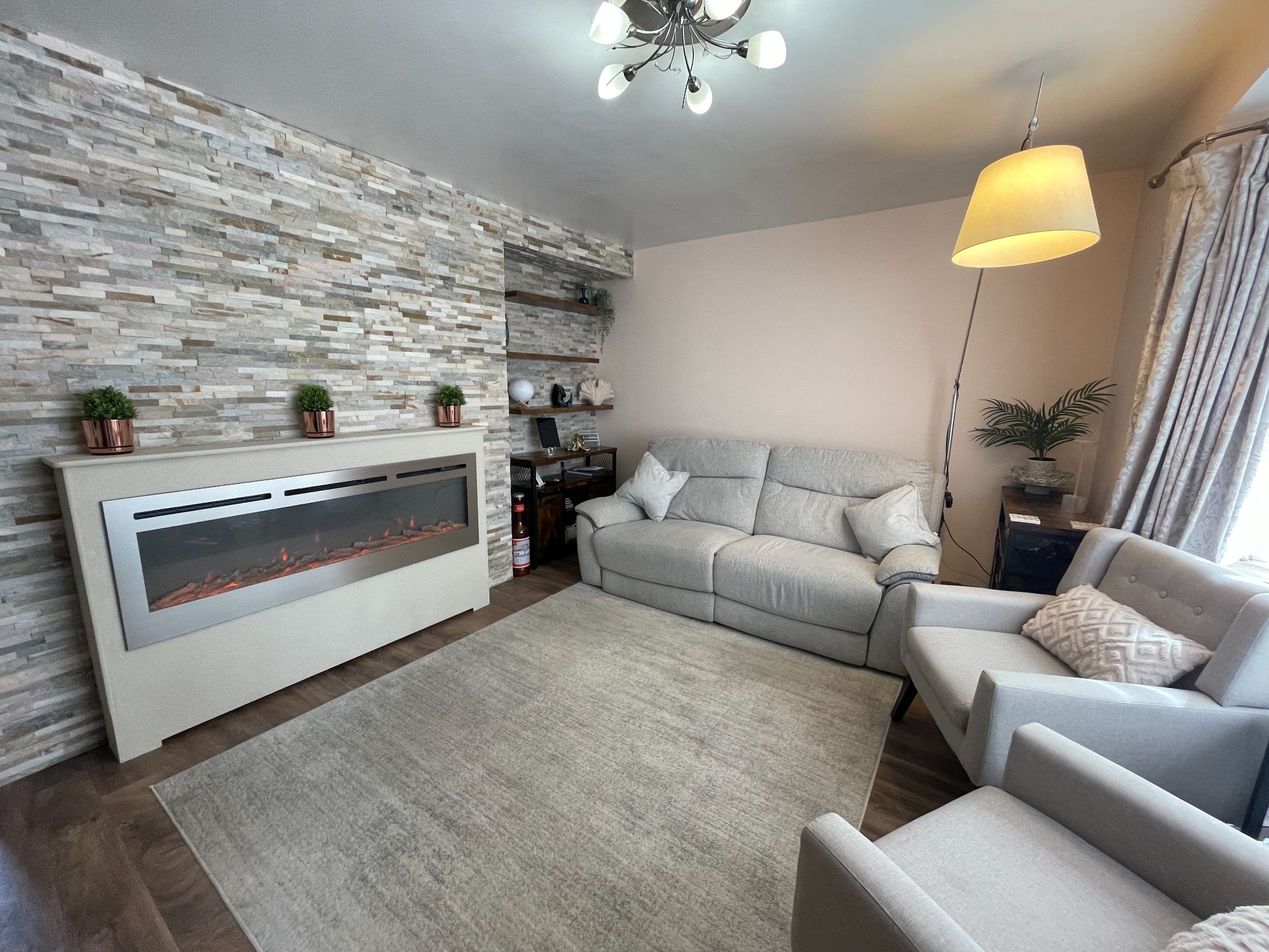 3 bedroom end terraced house For Sale in Manchester - Property photograph.