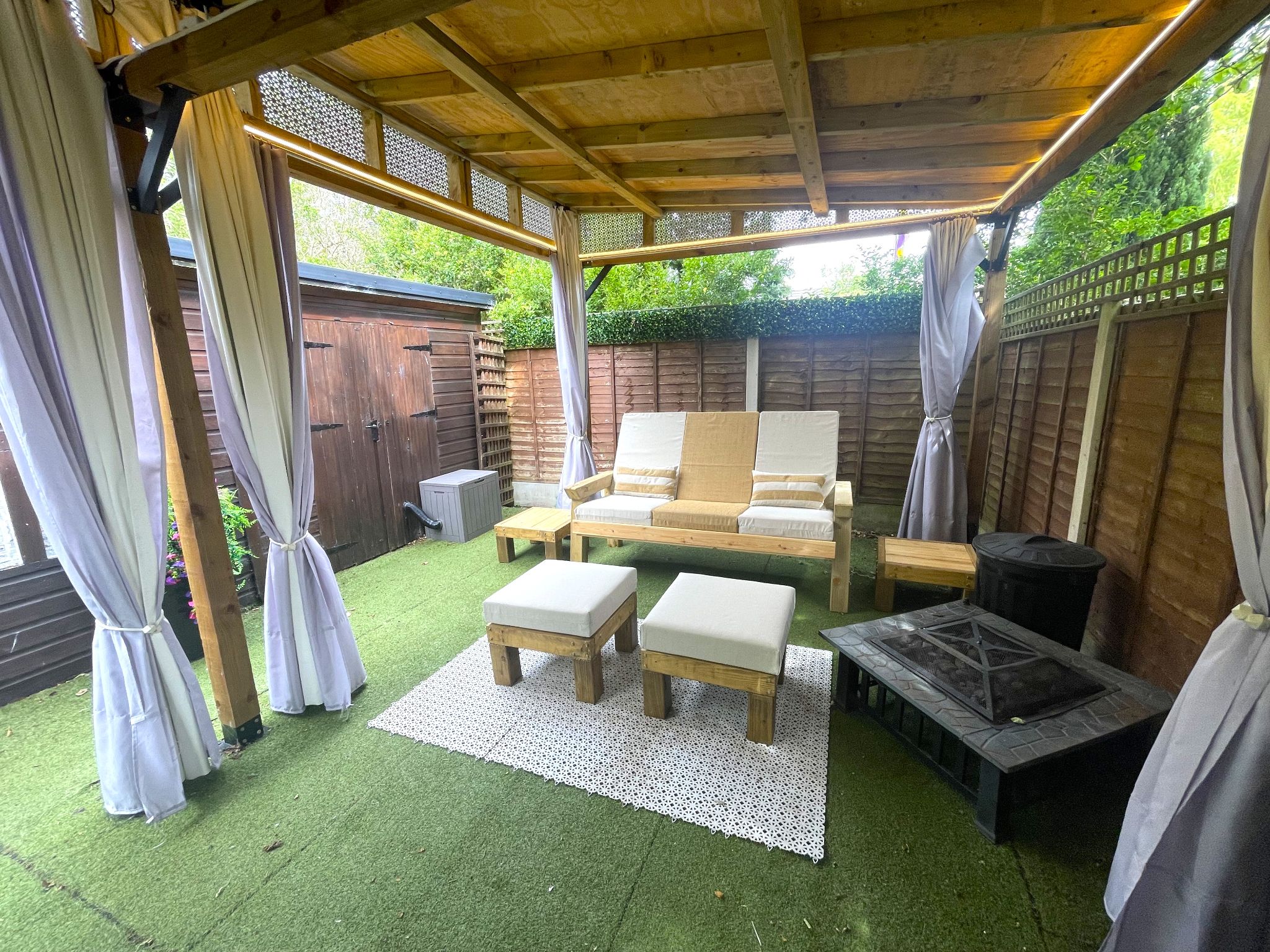 3 bedroom end terraced house For Sale in Manchester - Photograph 26.