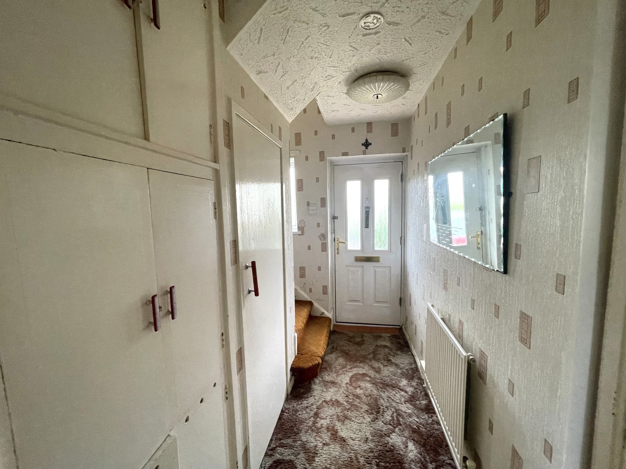 3 bedroom mid terraced house For Sale in Manchester - Photograph 4.