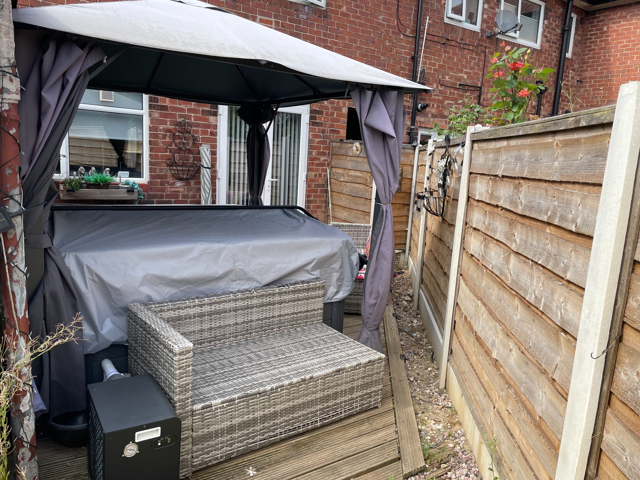 3 bedroom end terraced house For Sale in Manchester - Photograph 10.