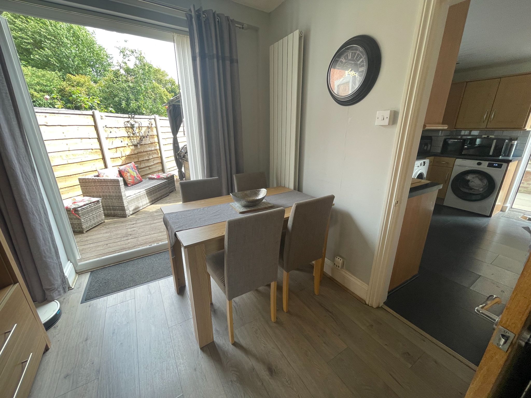 3 bedroom end terraced house For Sale in Manchester - Photograph 3.
