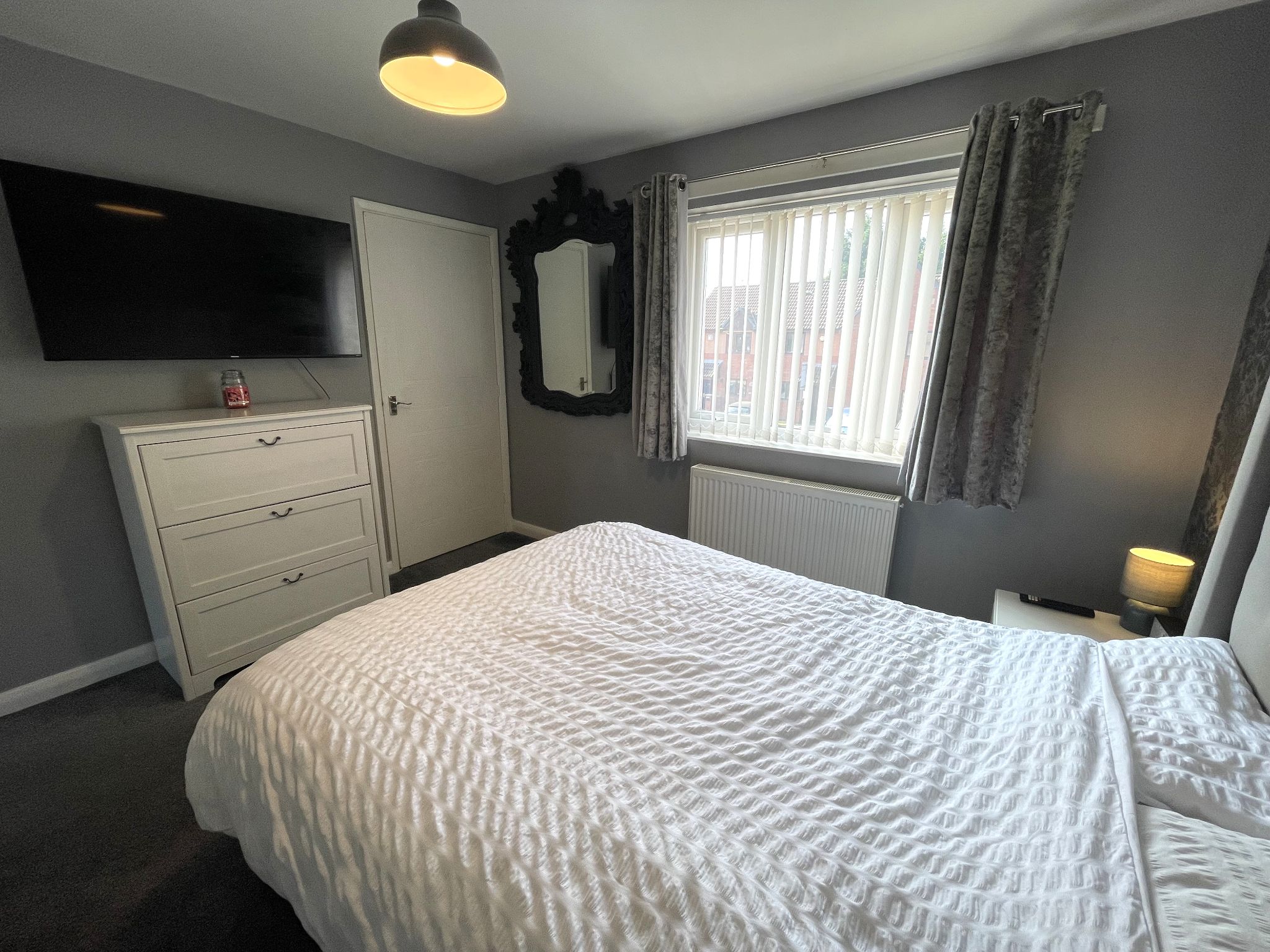 2 bedroom end terraced house For Sale in Manchester - Photograph 12.