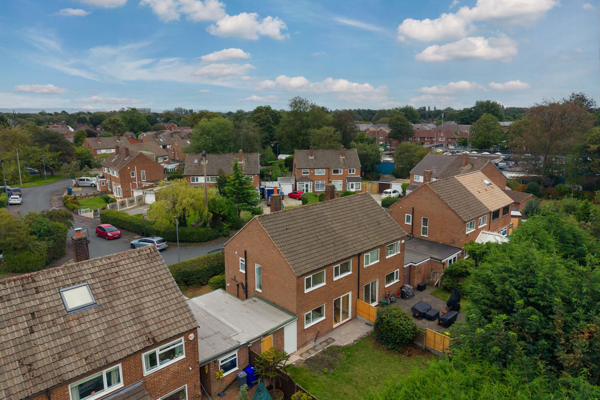 3 bedroom semi-detached house For Sale in Manchester - Photograph 30.