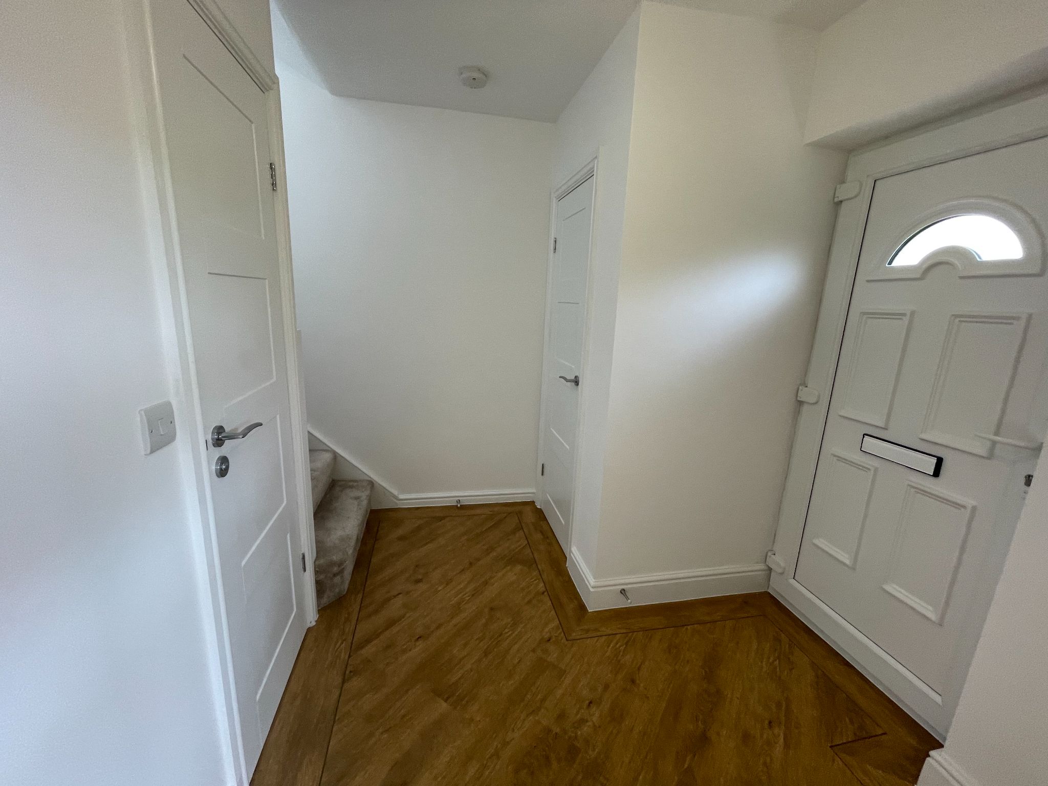 3 bedroom semi-detached house For Sale in Manchester - Property photograph.