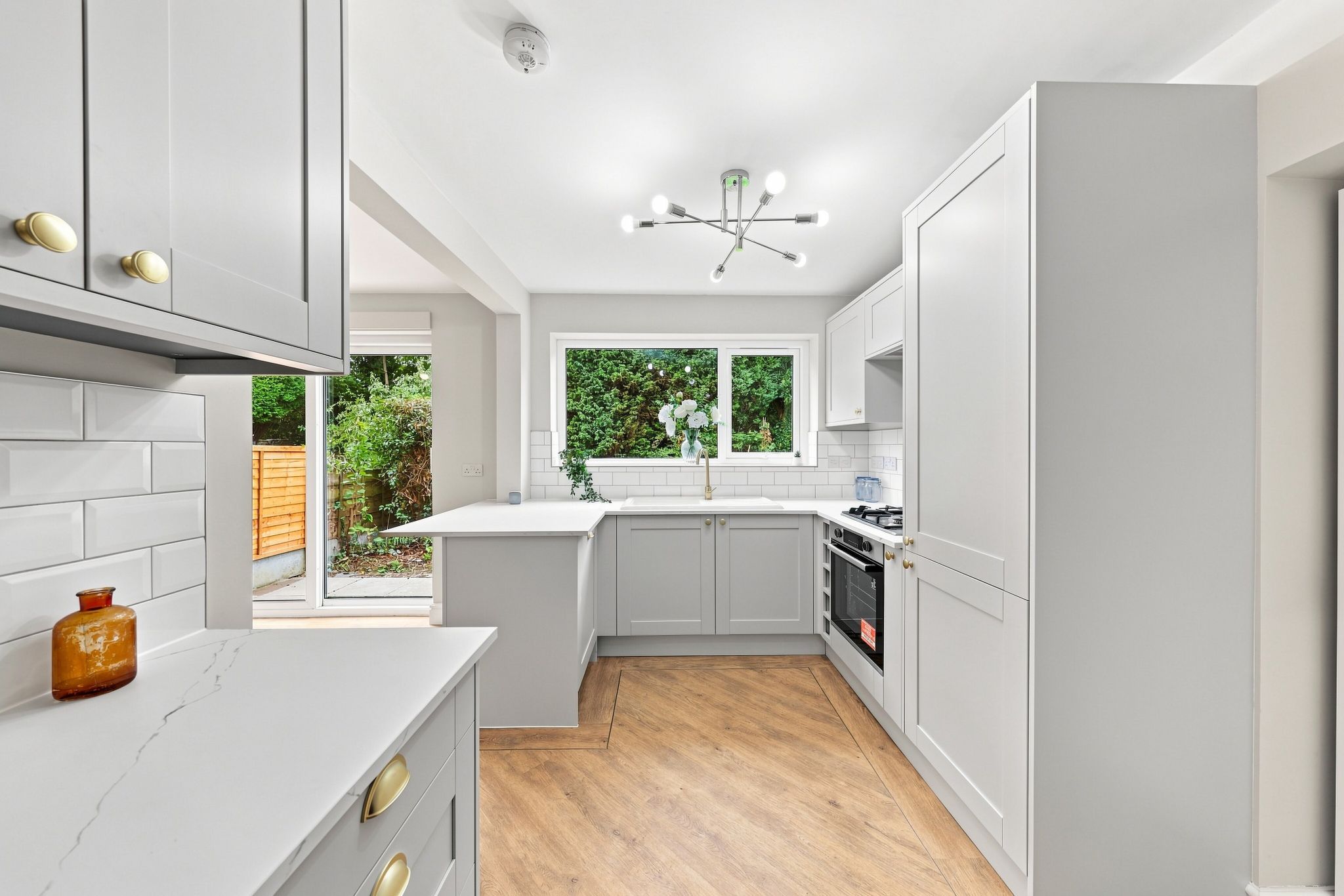 3 bedroom semi-detached house For Sale in Manchester - Photograph 9.
