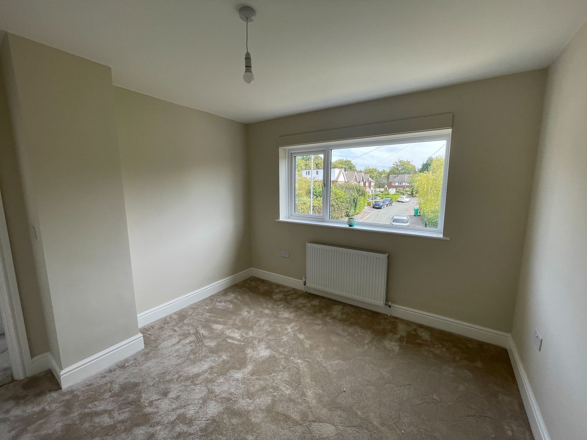 3 bedroom semi-detached house For Sale in Manchester - Photograph 19.