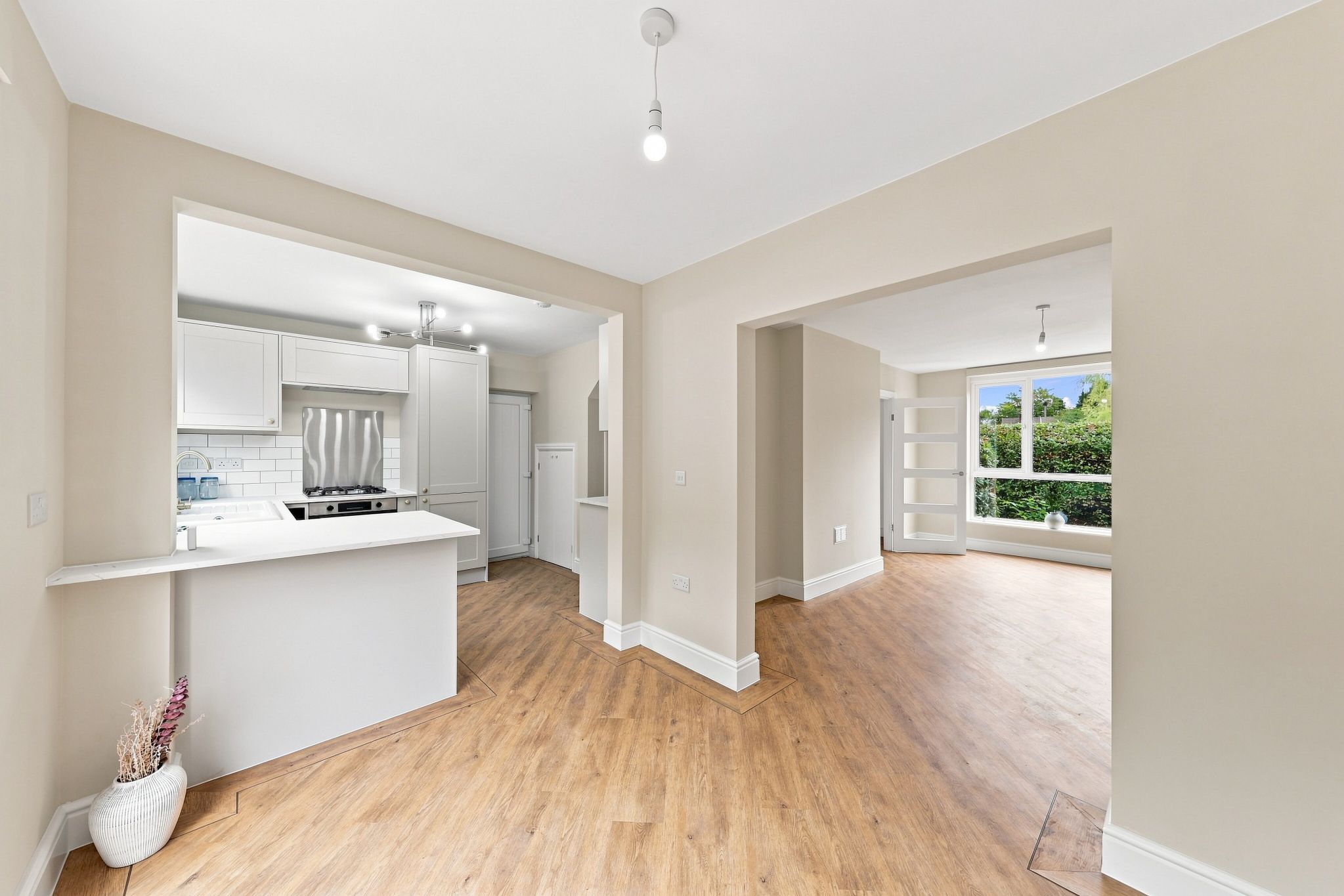 3 bedroom semi-detached house For Sale in Manchester - Photograph 6.