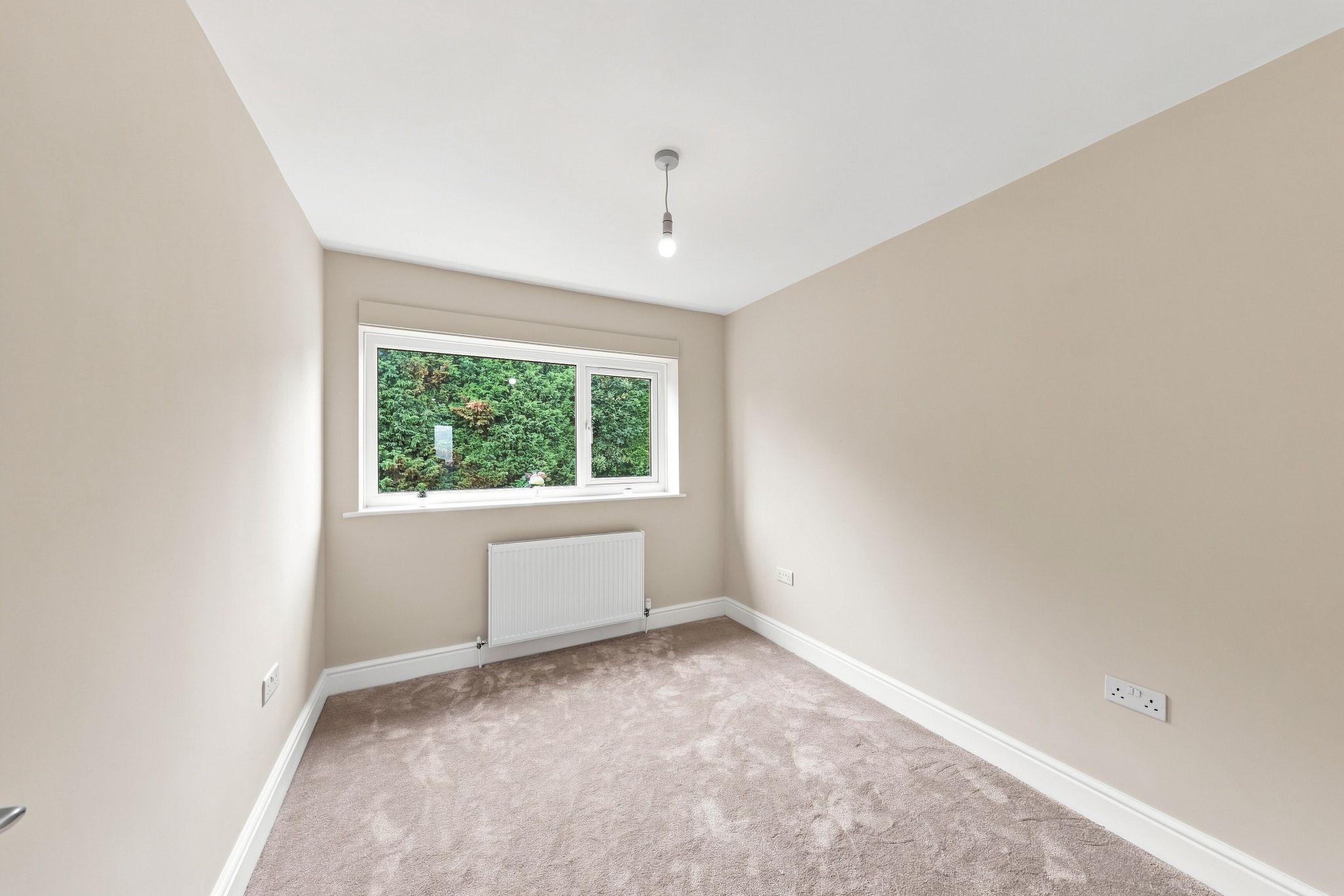 3 bedroom semi-detached house For Sale in Manchester - Photograph 16.