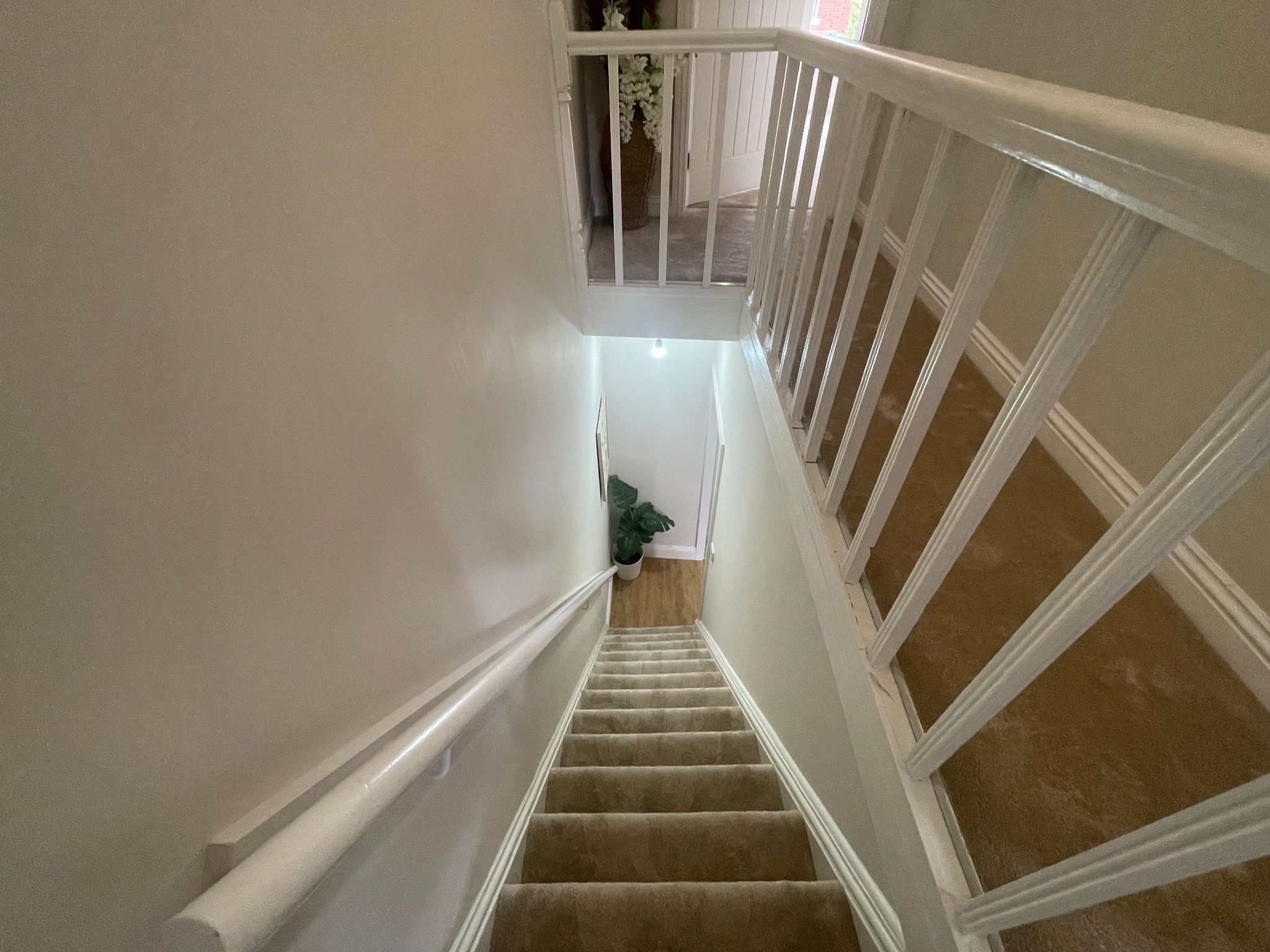 2 bedroom mid terraced house For Sale in Manchester - Photograph 16.