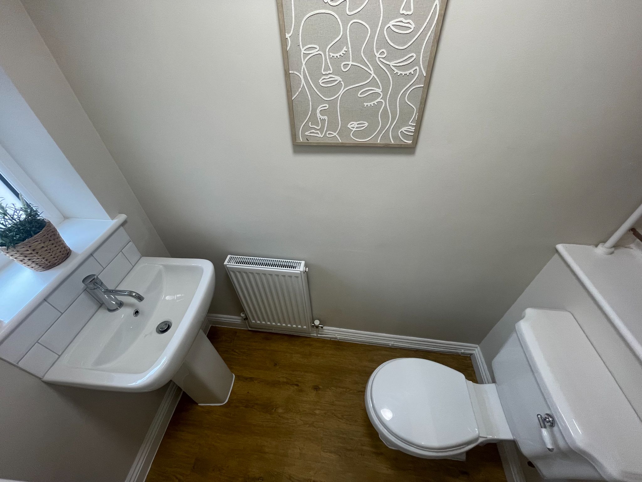 2 bedroom mid terraced house For Sale in Manchester - Photograph 14.