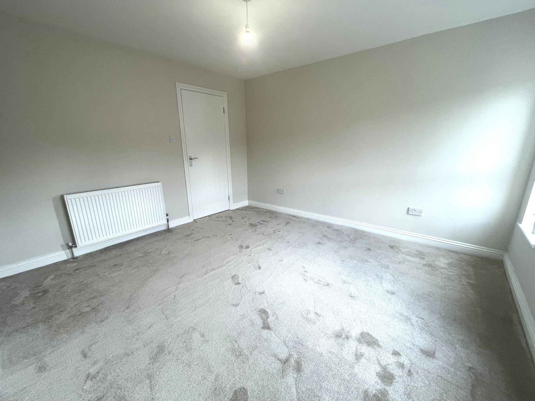 2 bedroom mid terraced house For Sale in Manchester - Photograph 19.