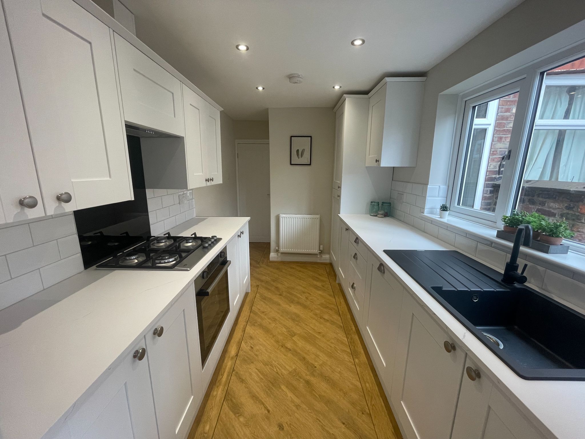 2 bedroom mid terraced house For Sale in Manchester - Photograph 9.