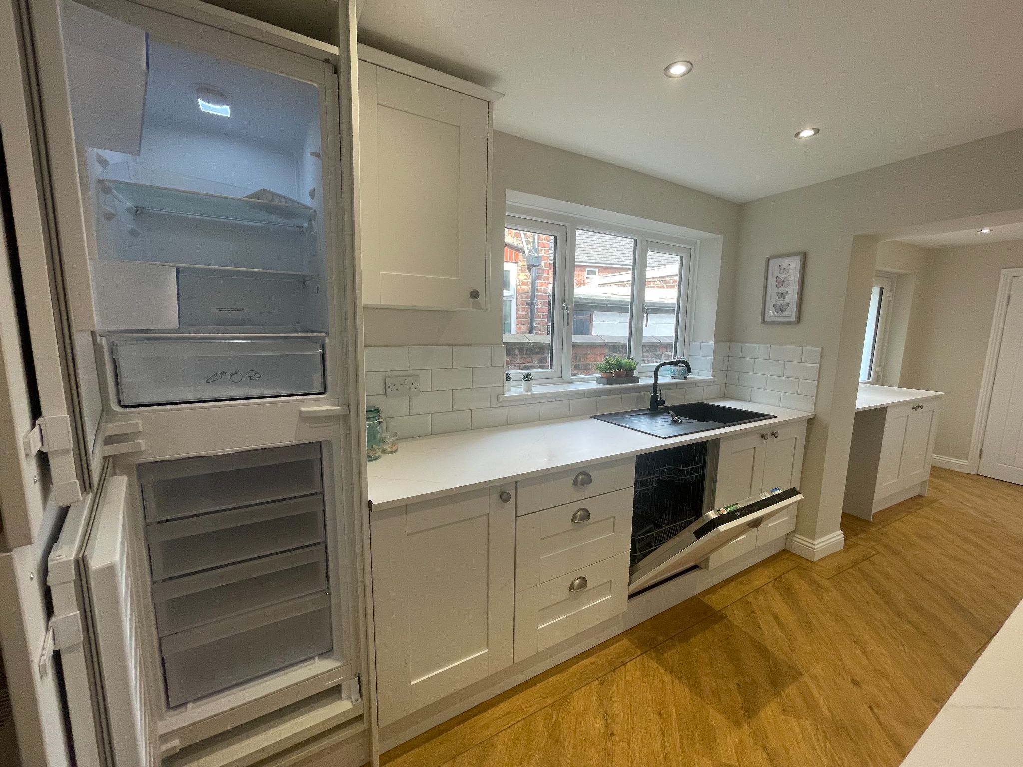 2 bedroom mid terraced house For Sale in Manchester - Photograph 11.