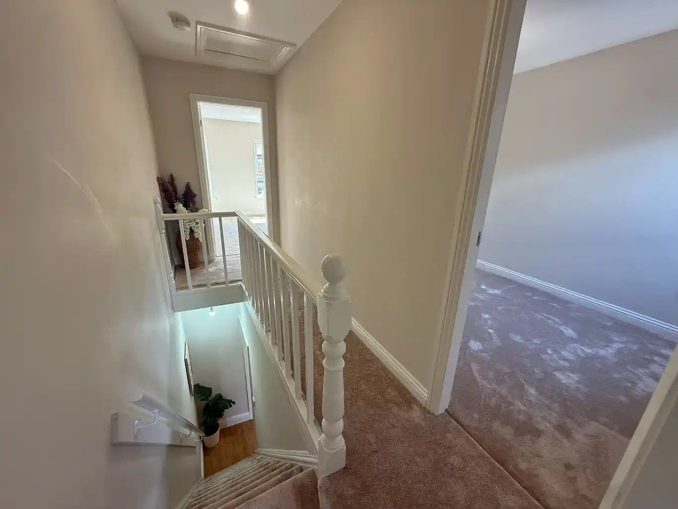 2 bedroom mid terraced house For Sale in Manchester - Photograph 18.