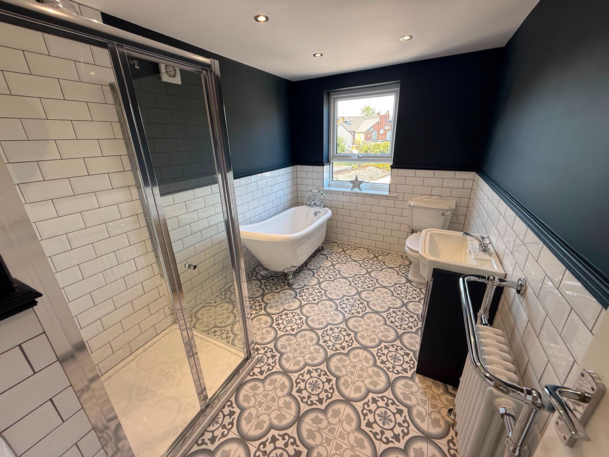 2 bedroom mid terraced house For Sale in Manchester - Photograph 21.