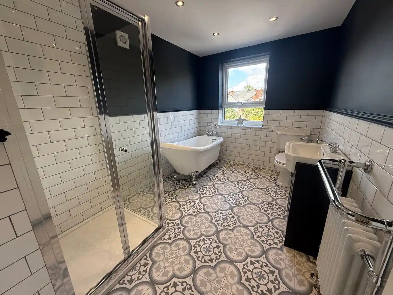 2 bedroom mid terraced house For Sale in Manchester - Photograph 17.