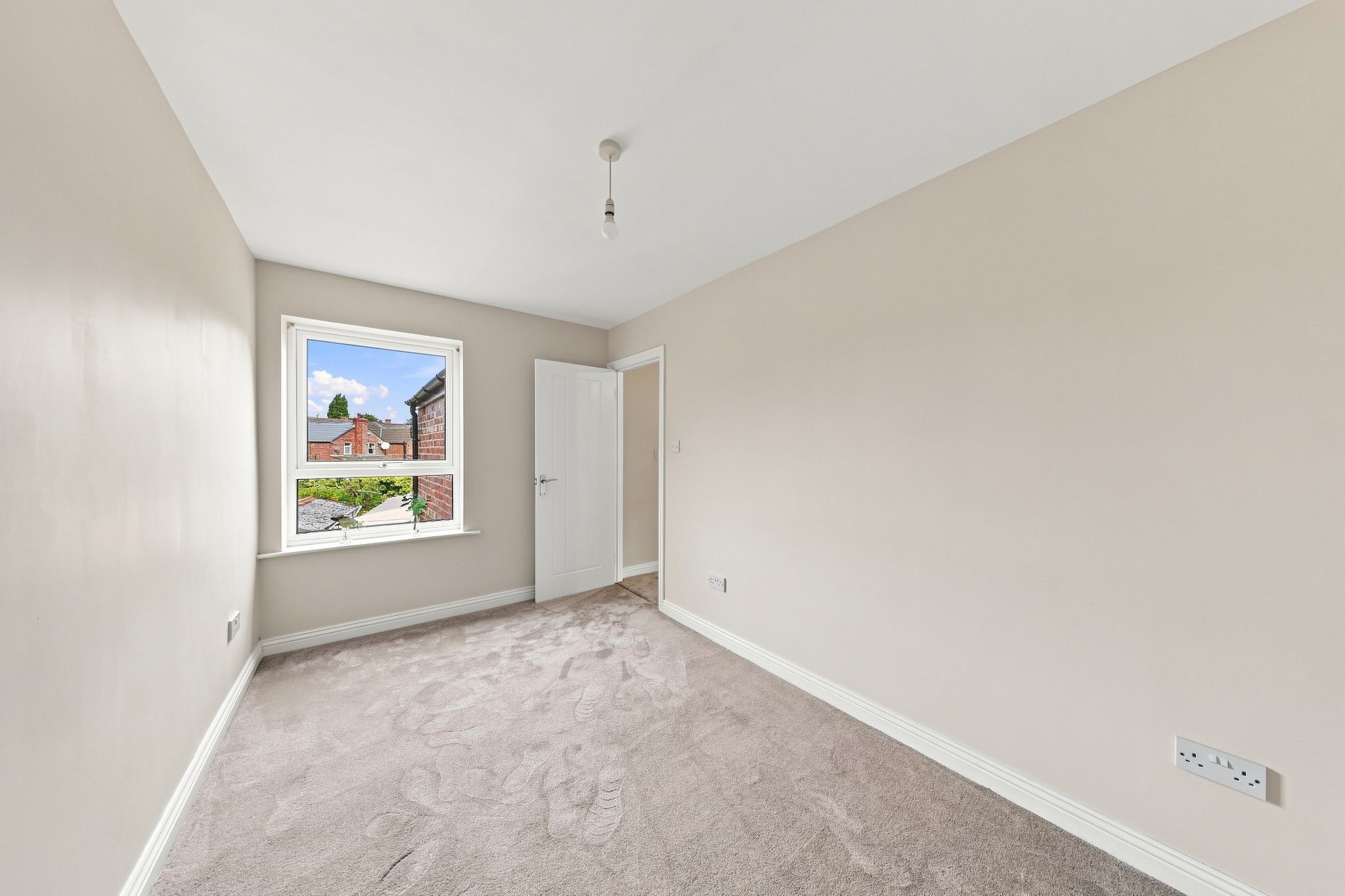 2 bedroom mid terraced house SSTC in Manchester - Photograph 16.
