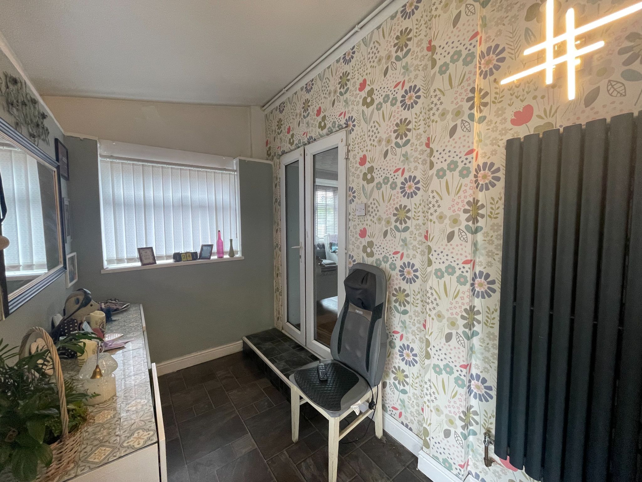 3 bedroom semi-detached house For Sale in Manchester - Photograph 9.