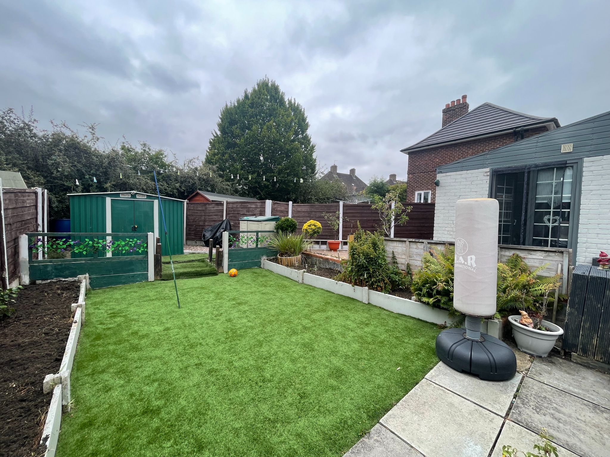 3 bedroom semi-detached house For Sale in Manchester - Photograph 27.