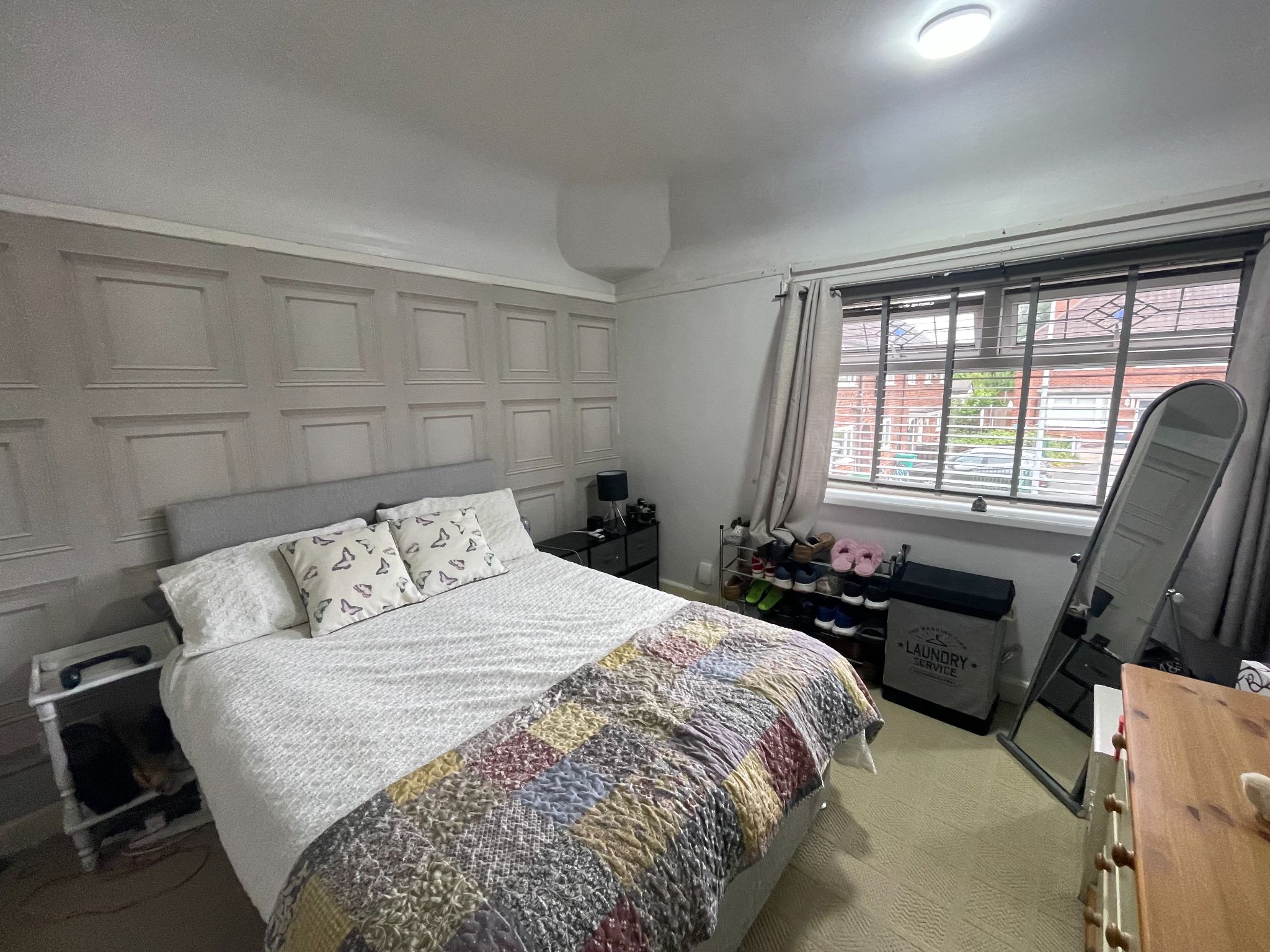 3 bedroom semi-detached house For Sale in Manchester - Photograph 15.