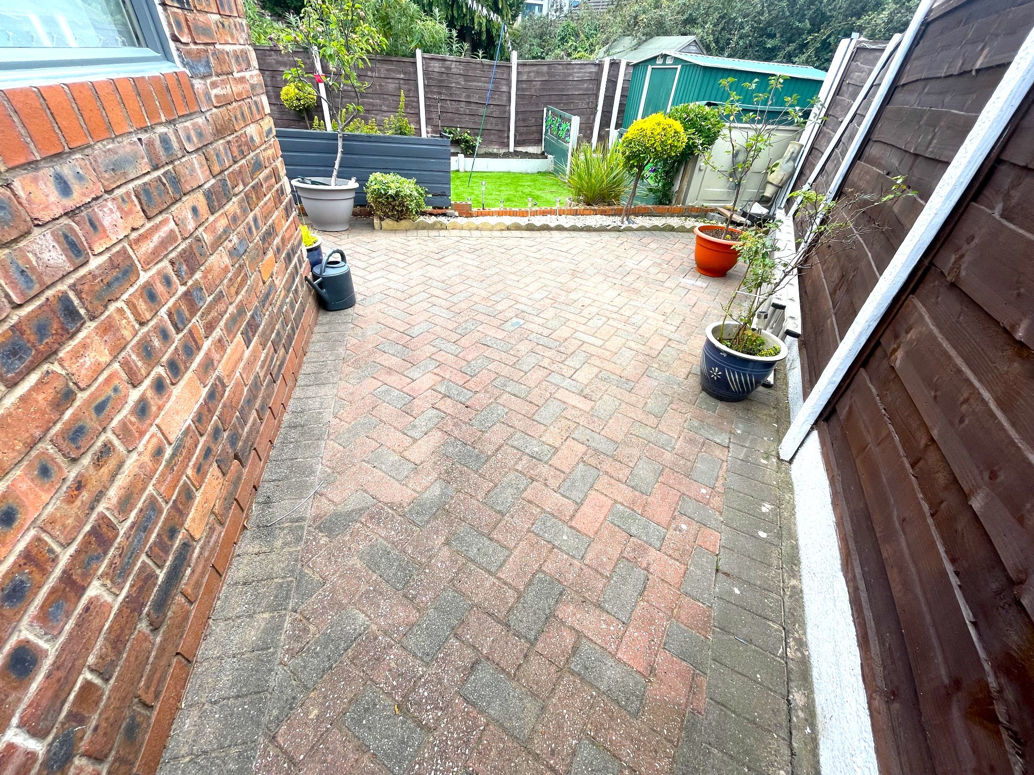3 bedroom semi-detached house For Sale in Manchester - Photograph 20.
