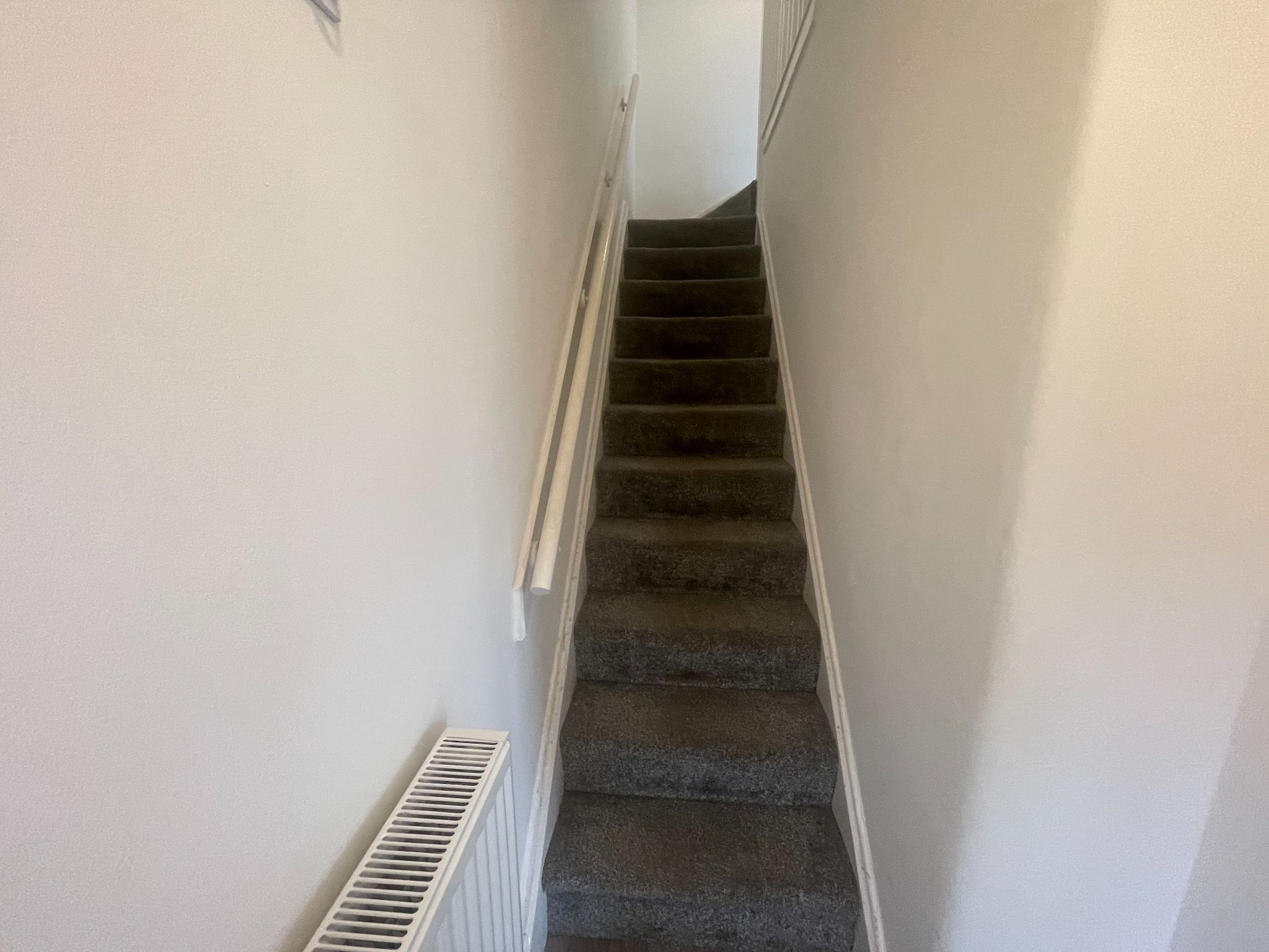 3 bedroom semi-detached house For Sale in Manchester - Photograph 14.