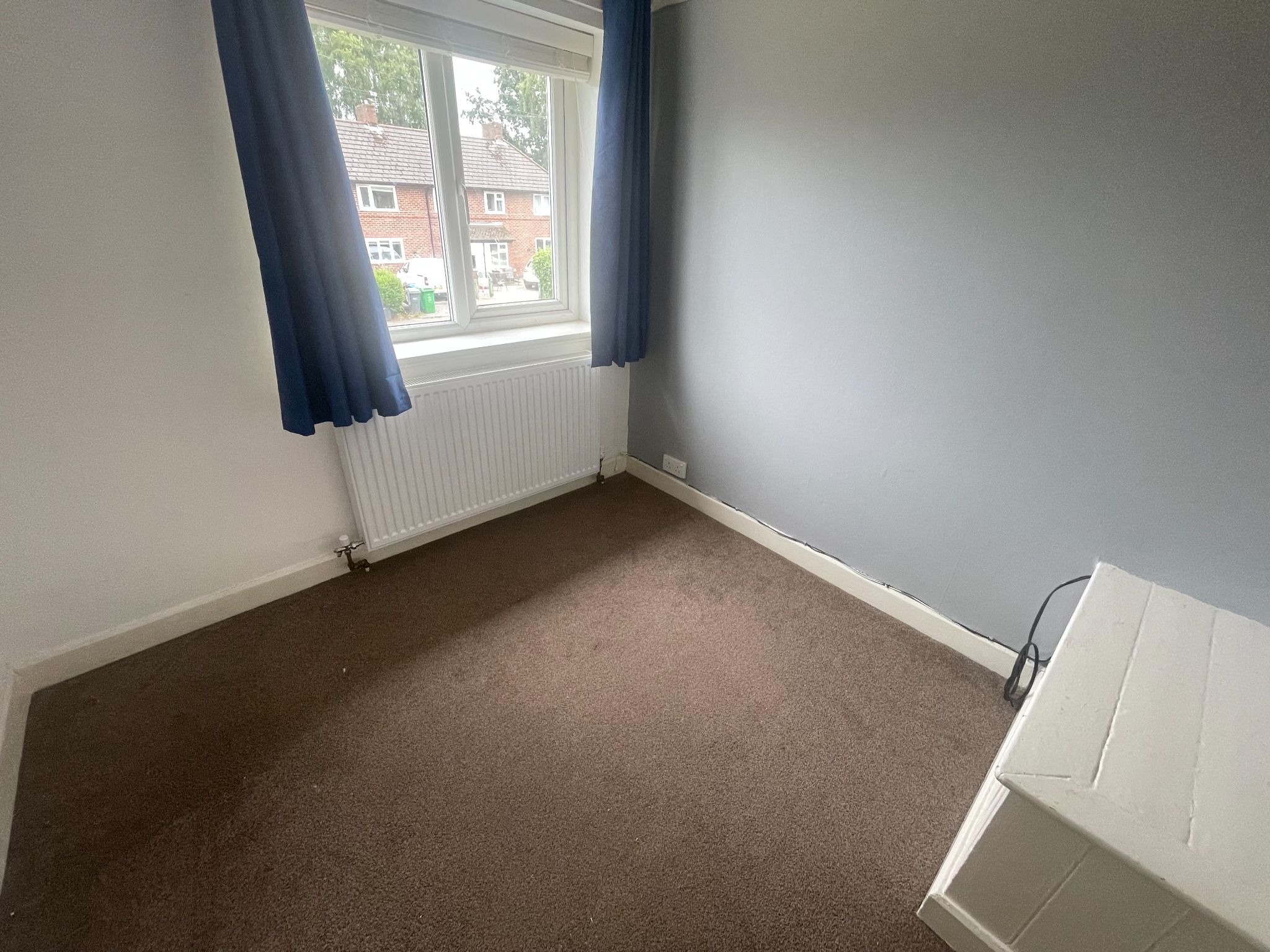3 bedroom semi-detached house For Sale in Manchester - Photograph 9.