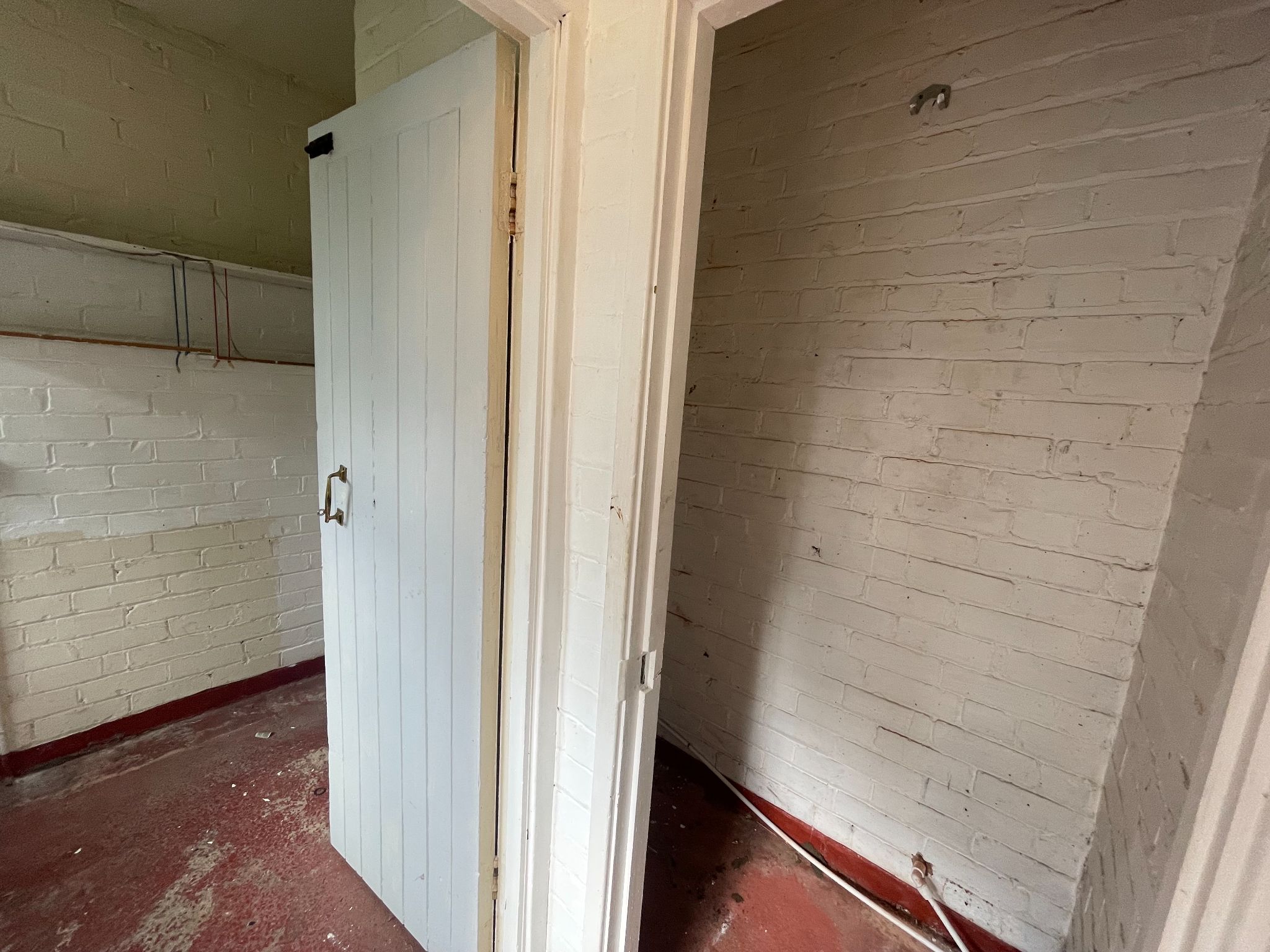 4 bedroom semi-detached house For Sale in Manchester - Photograph 12.
