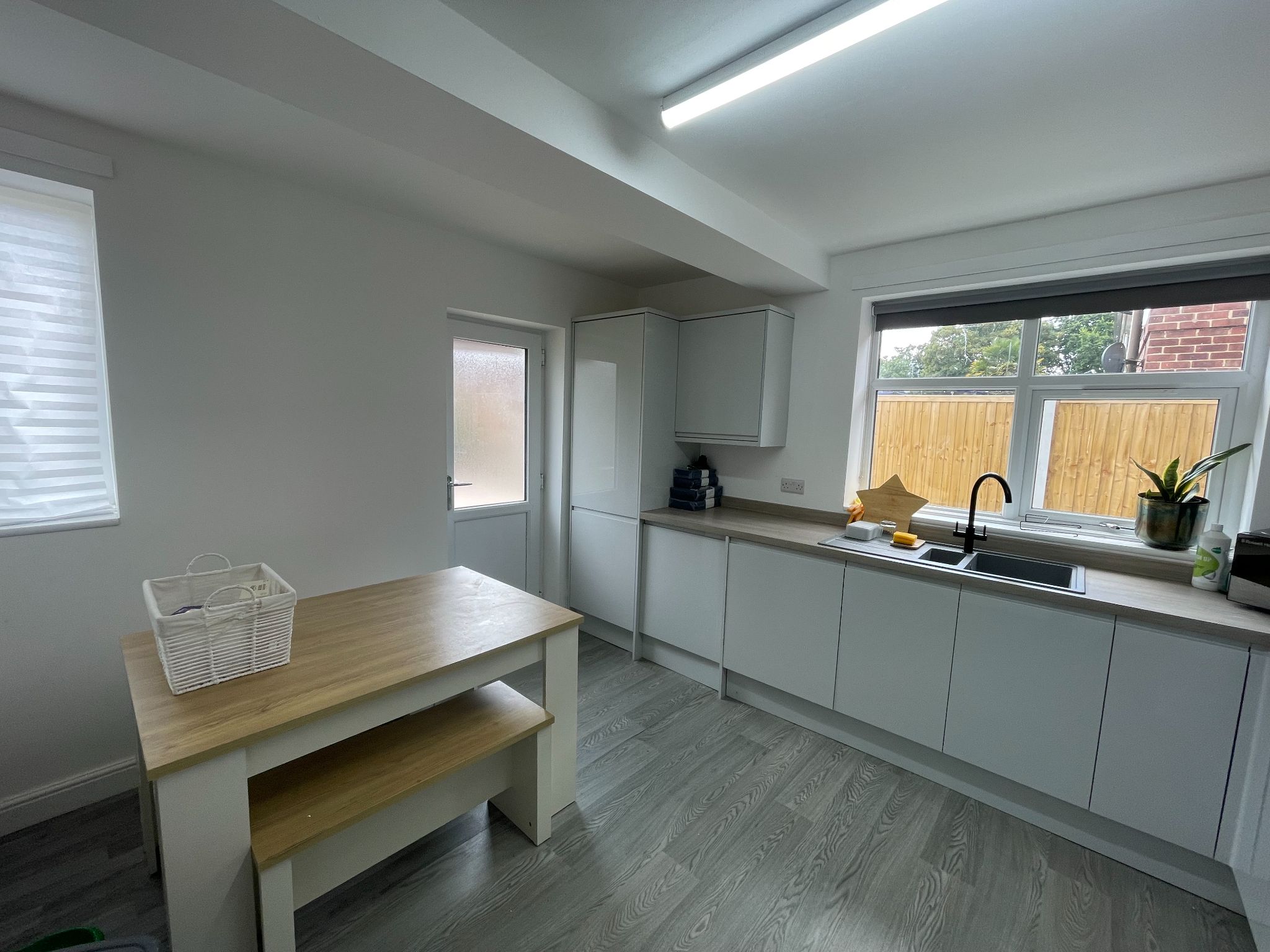 3 bedroom semi-detached house For Sale in Manchester - Photograph 8.