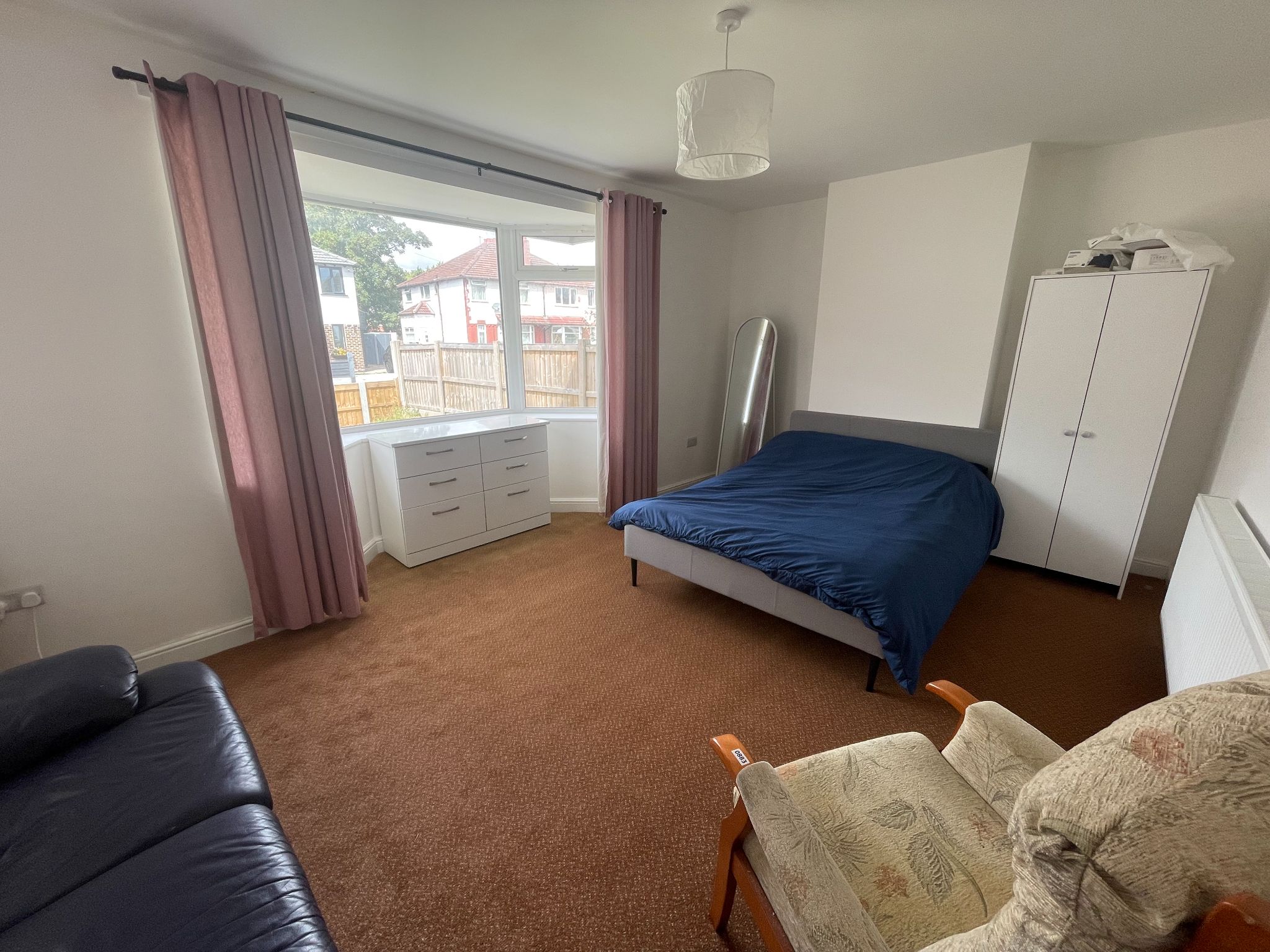 3 bedroom semi-detached house For Sale in Manchester - Property photograph.