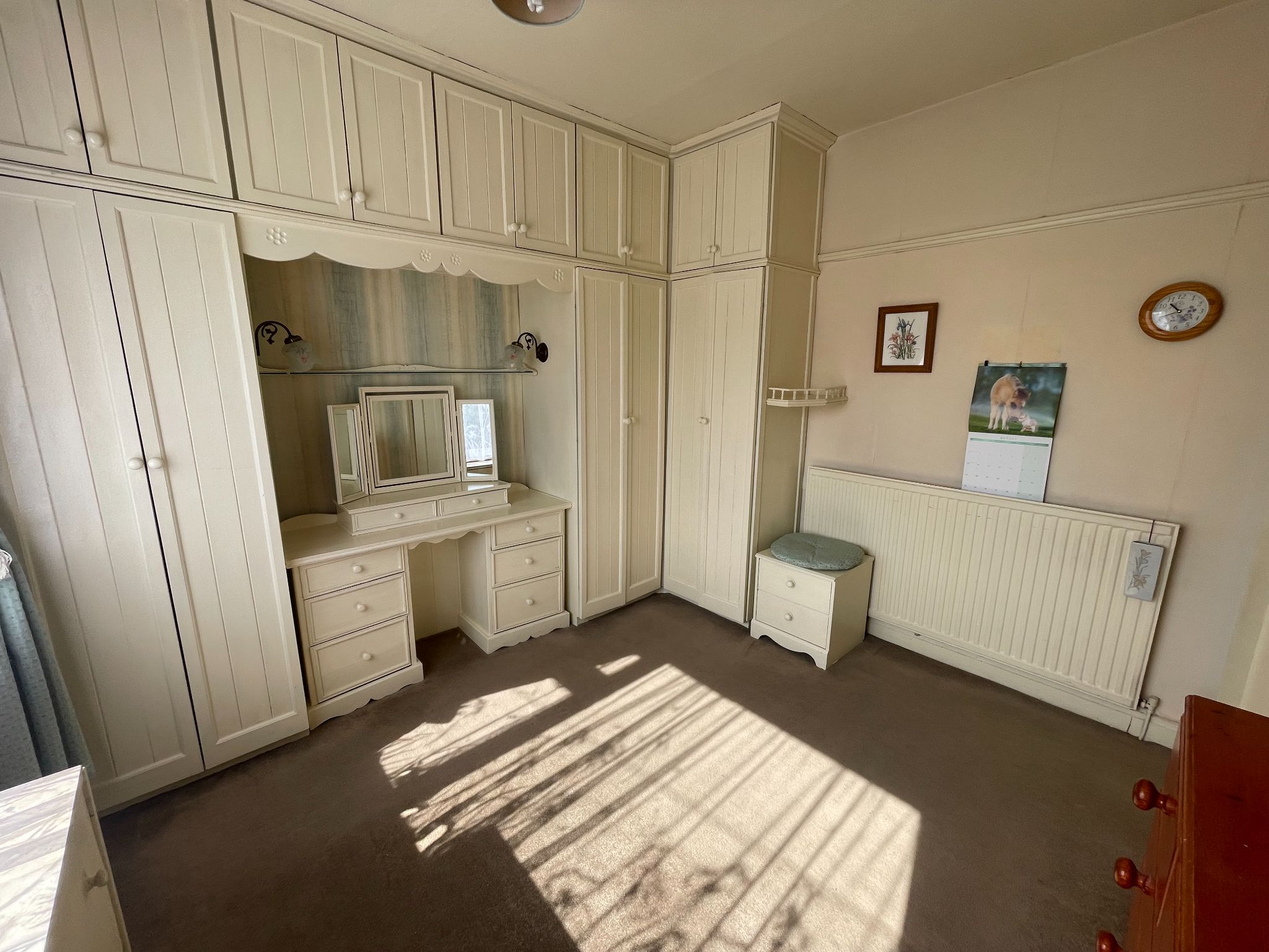 3 bedroom semi-detached house For Sale in Manchester - Photograph 4.