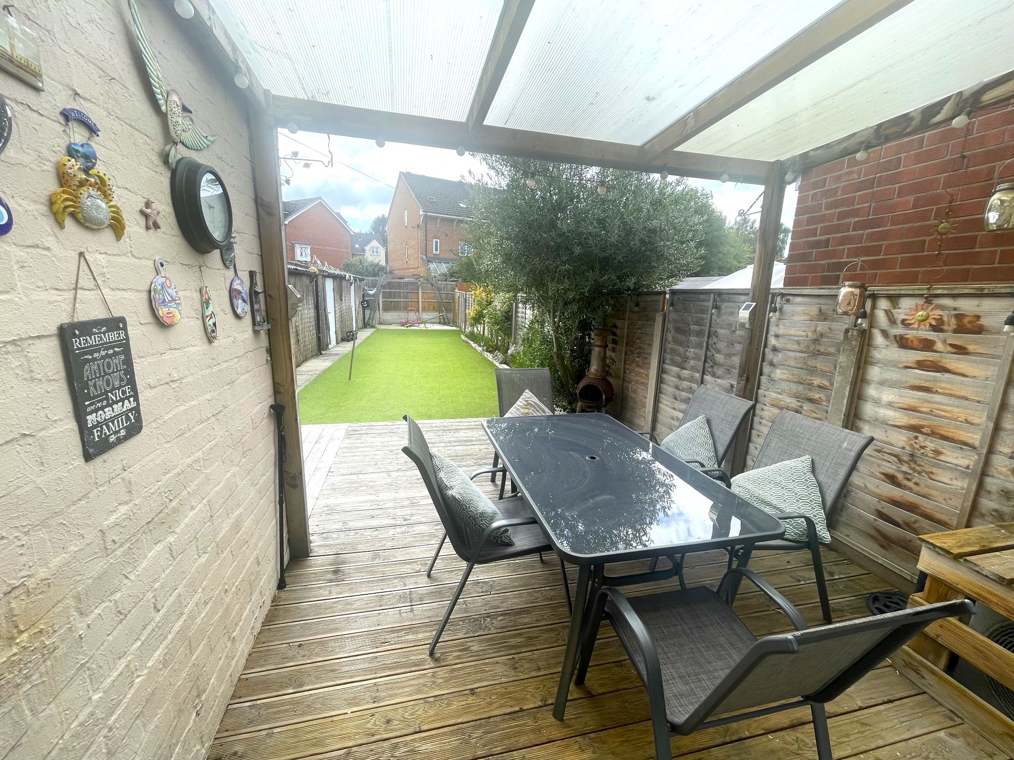 4 bedroom semi-detached house For Sale in Manchester - Photograph 29.