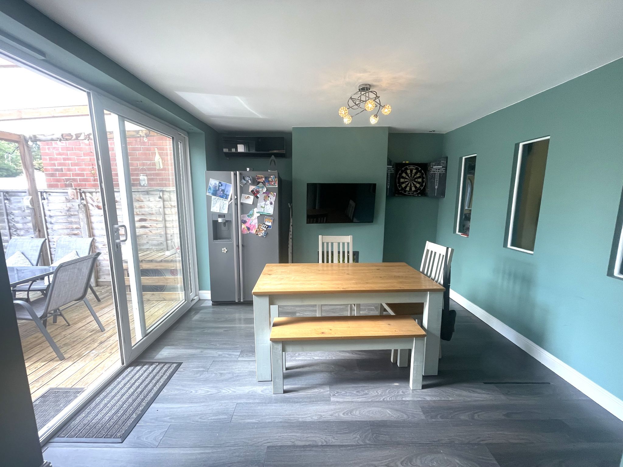 4 bedroom semi-detached house For Sale in Manchester - Photograph 8.