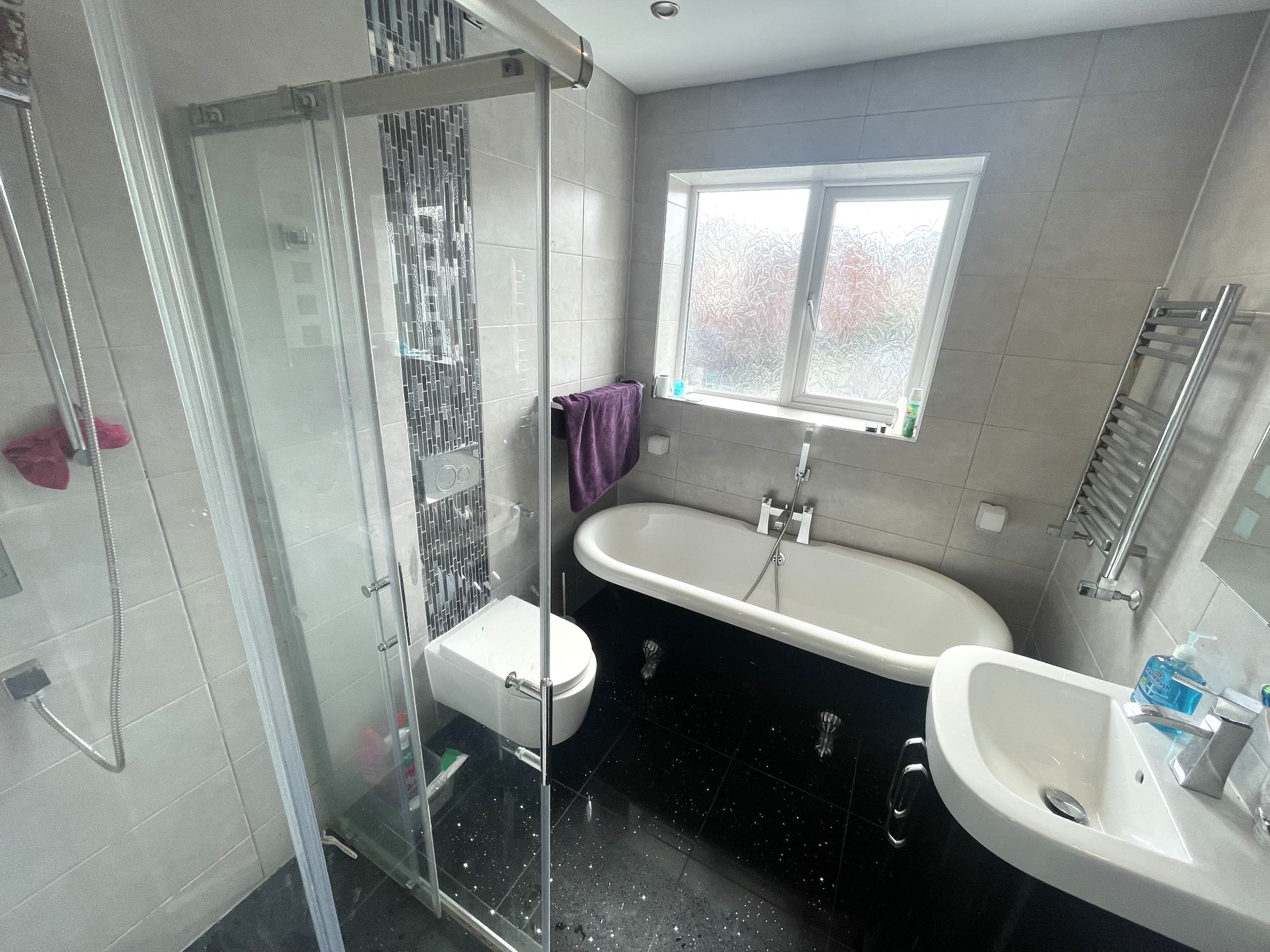 4 bedroom semi-detached house For Sale in Manchester - Photograph 16.